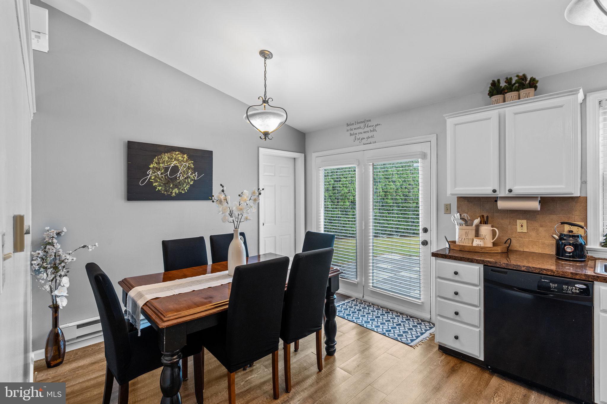 BROOKFIELD - Residential