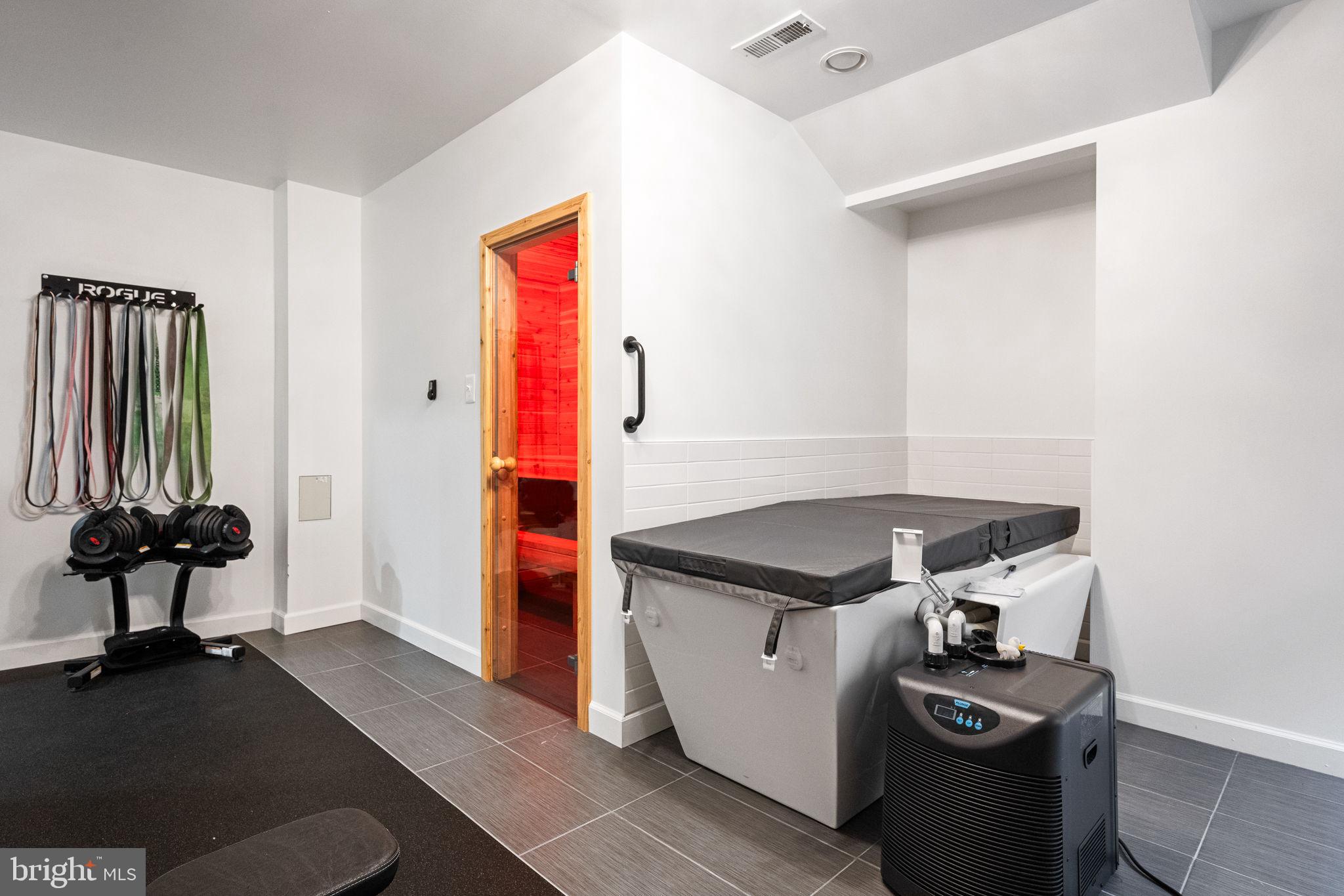 SOUTH RIVER LANDING - Residential