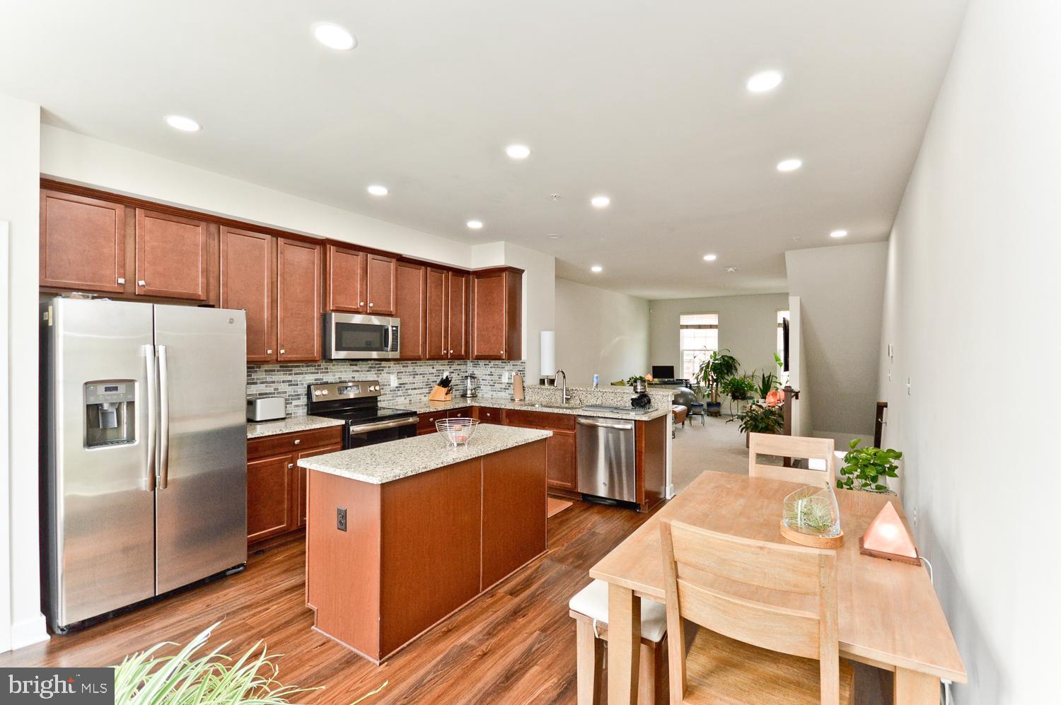 AVONDALE RIDGE - Residential