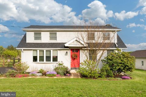 Photo of 2534 Rhoads Road, GILBERTSVILLE, PA 19525 (MLS # PAMC2176338)