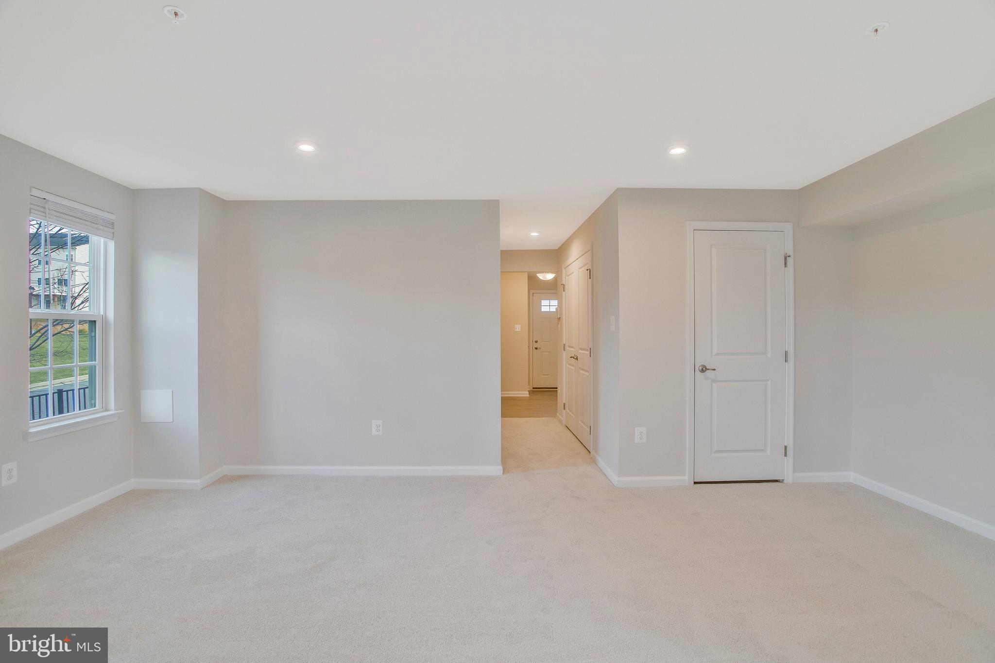 HIGHGATE VILLAGE - Residential