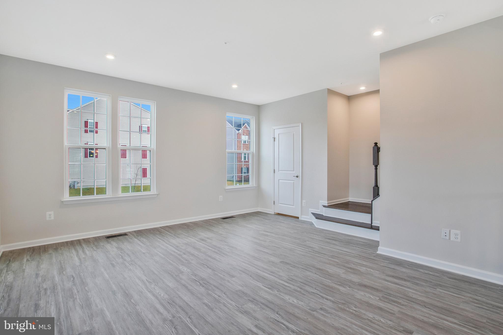 HIGHGATE VILLAGE - Residential