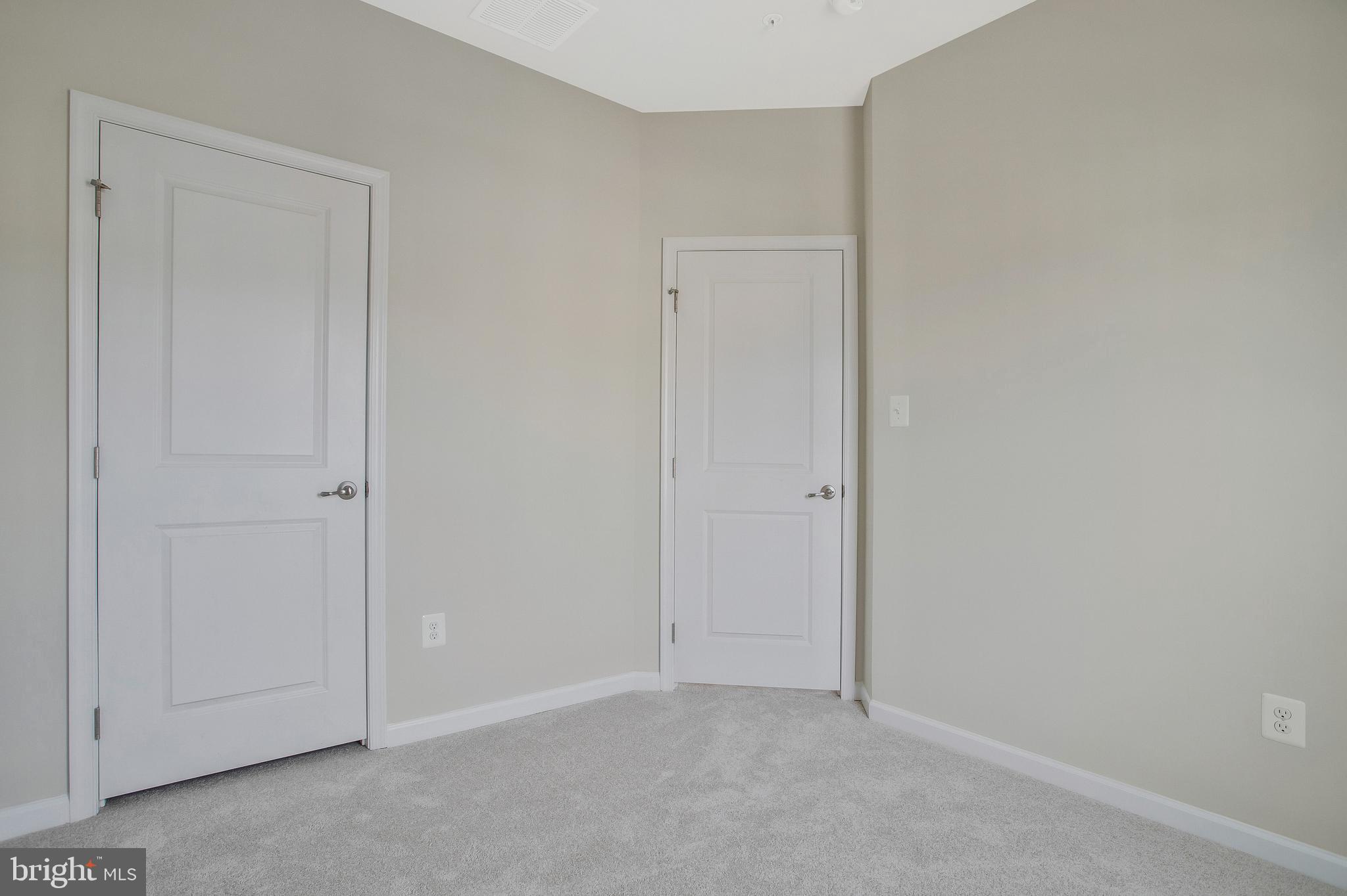 HIGHGATE VILLAGE - Residential