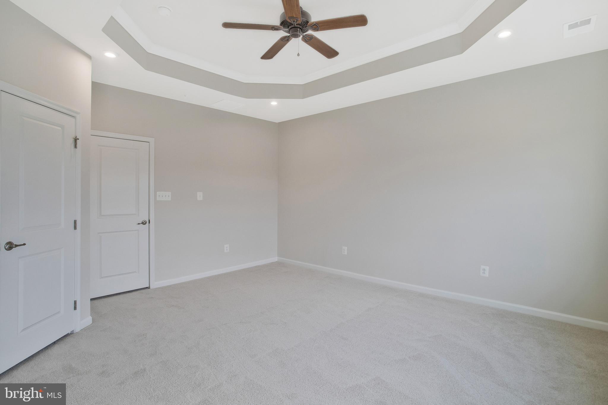 HIGHGATE VILLAGE - Residential