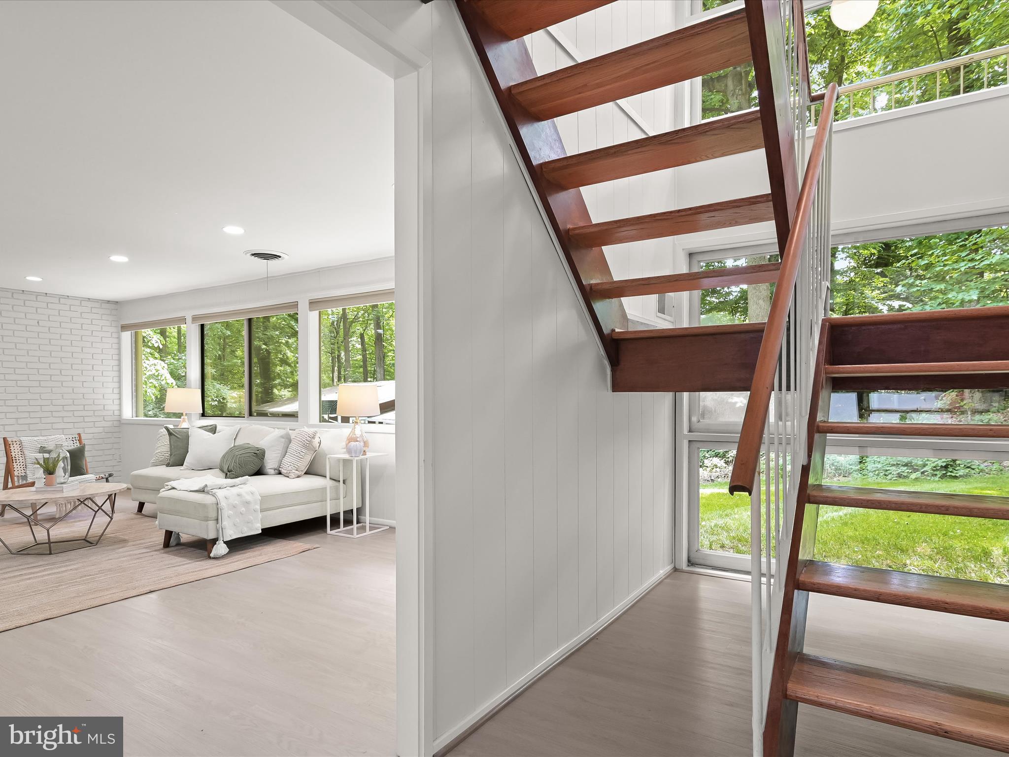 CARDEROCK SPRINGS - Residential