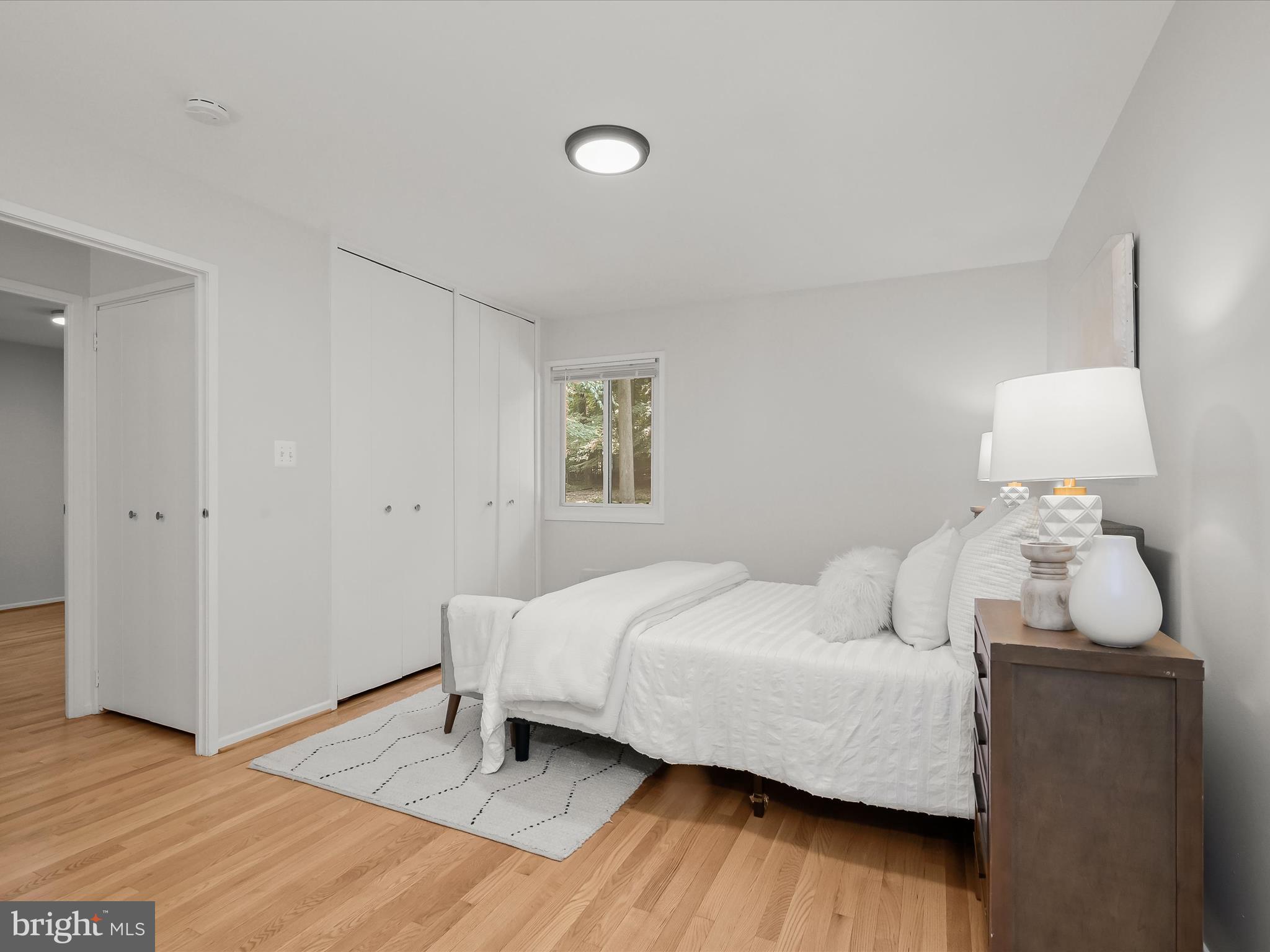 CARDEROCK SPRINGS - Residential