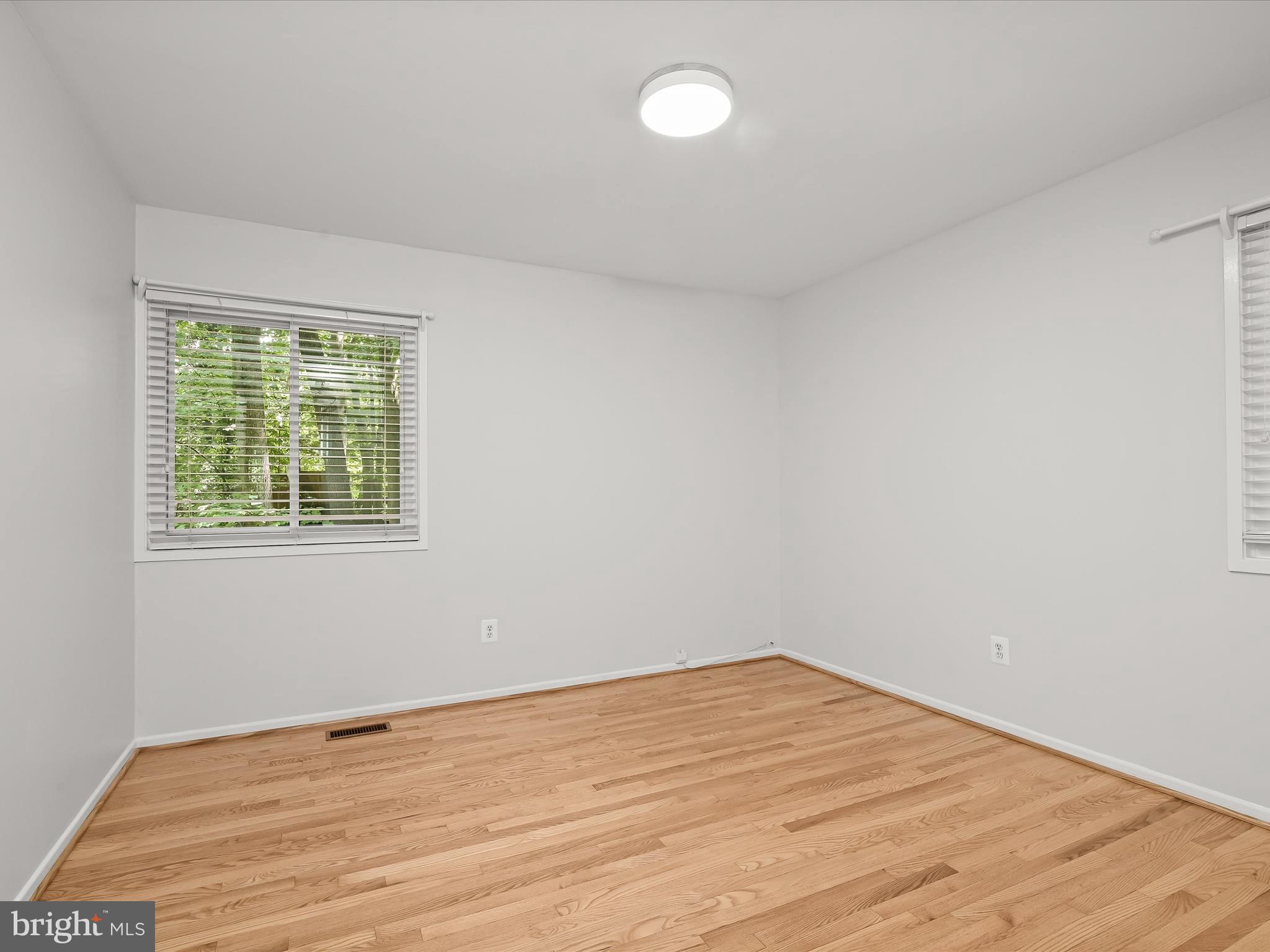 CARDEROCK SPRINGS - Residential