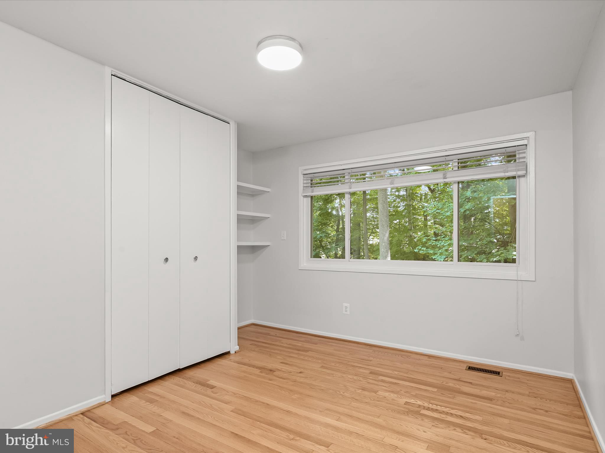 CARDEROCK SPRINGS - Residential