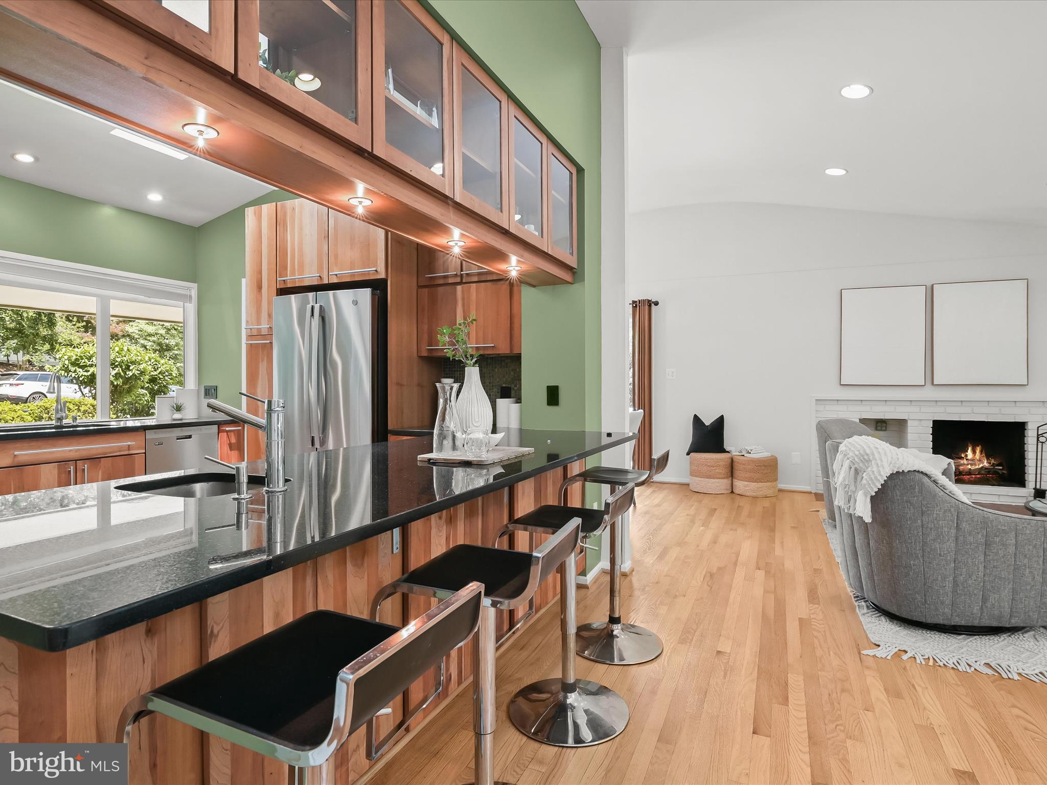 CARDEROCK SPRINGS - Residential