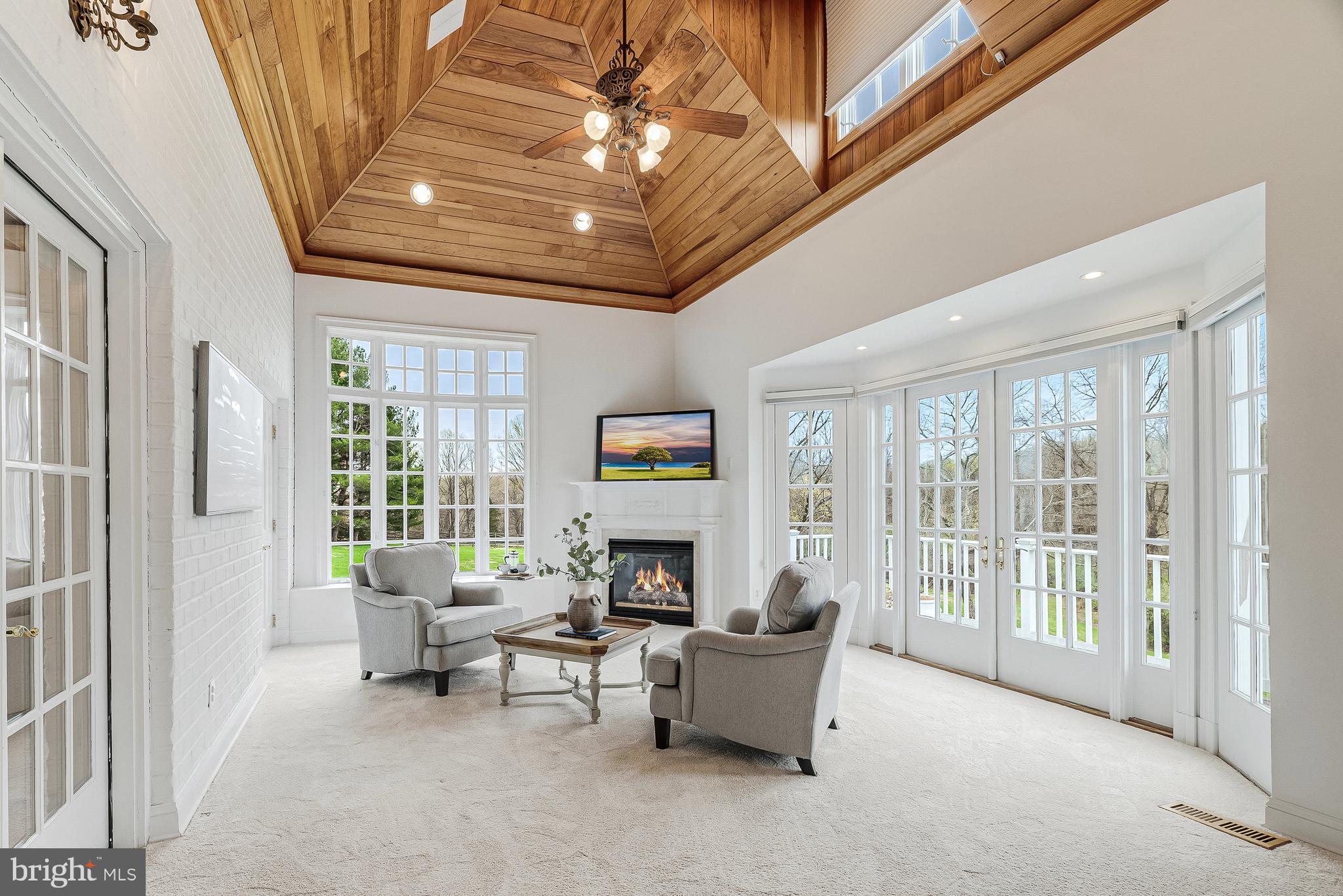 NORTH POTOMAC - Residential