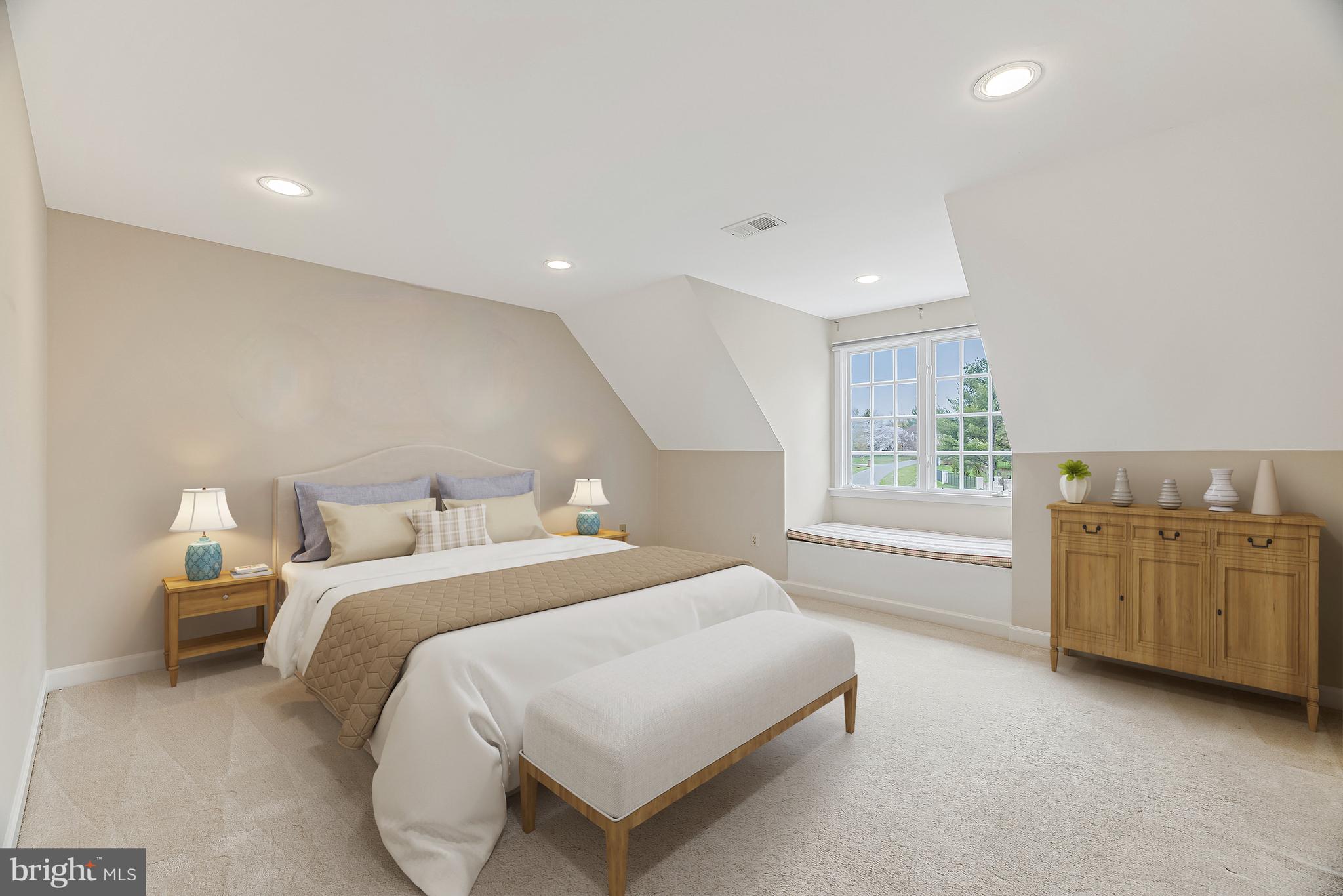 NORTH POTOMAC - Residential