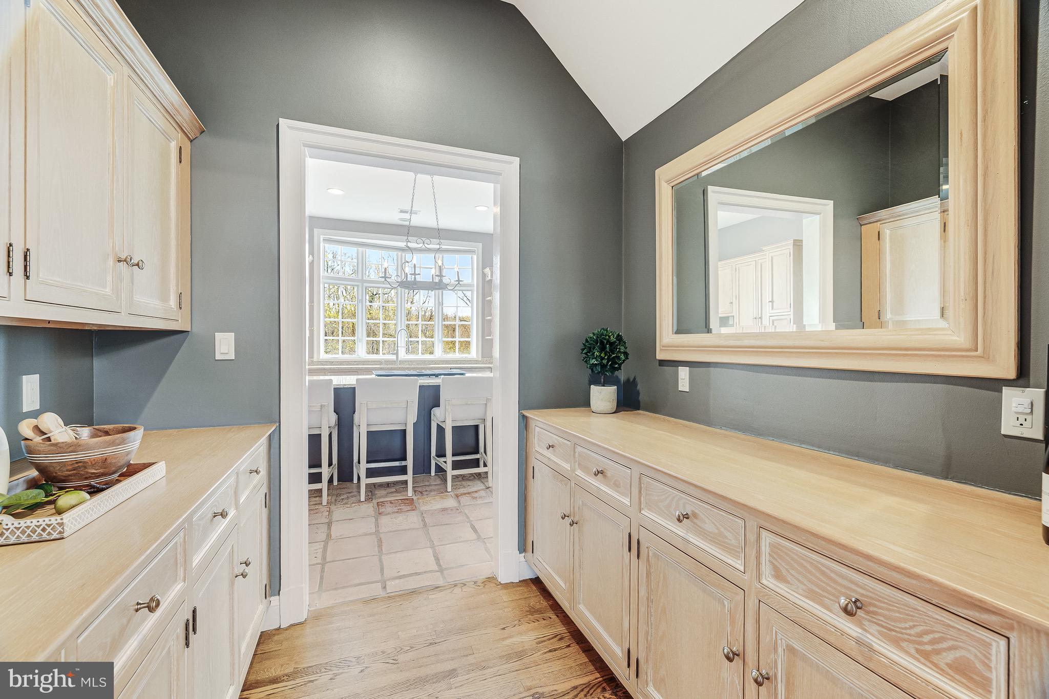 NORTH POTOMAC - Residential