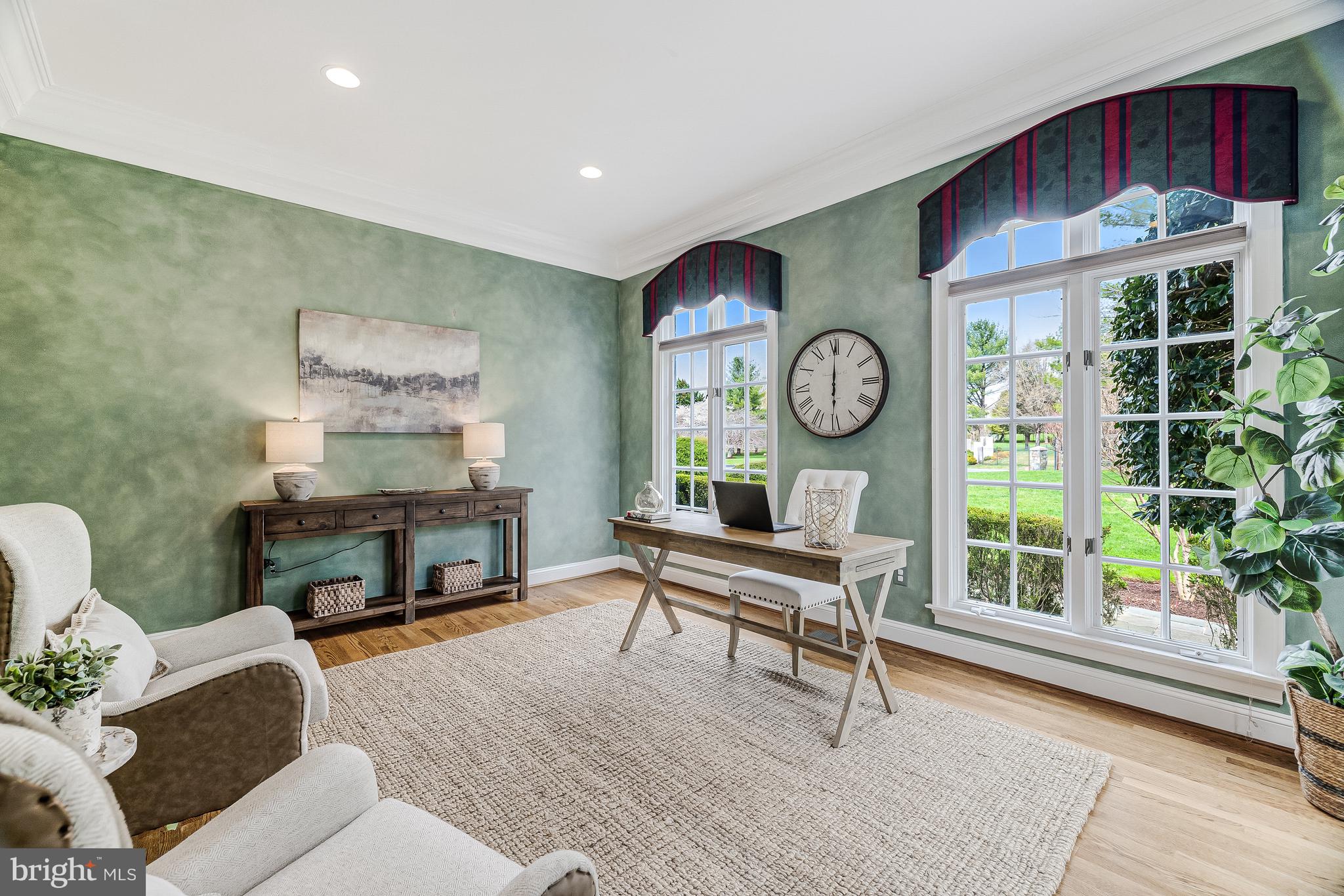 NORTH POTOMAC - Residential