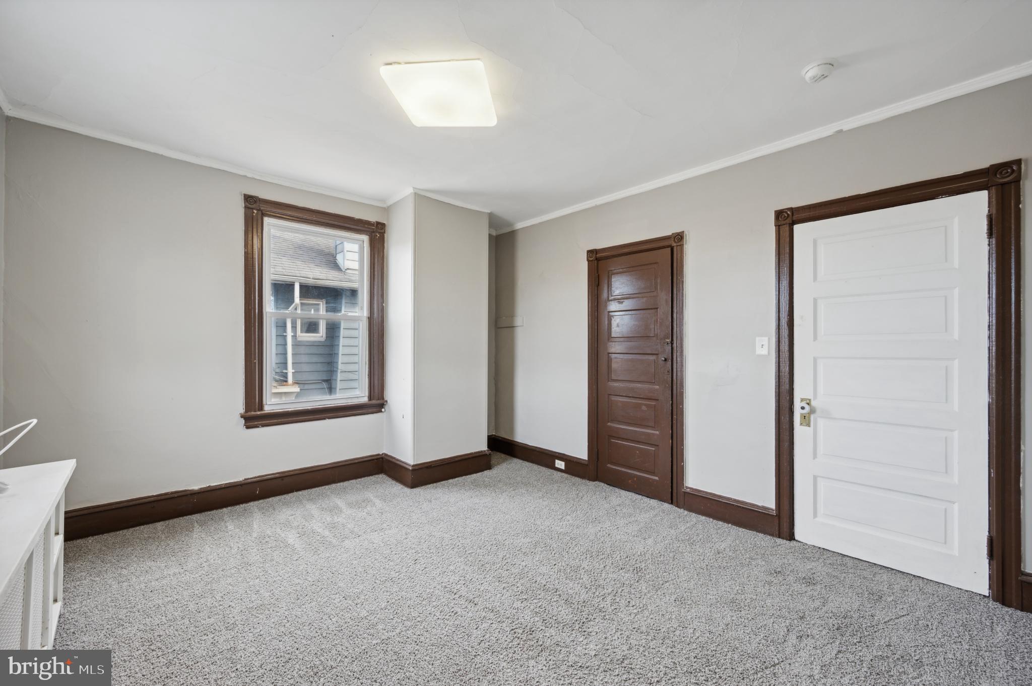 LUKENS ESTATE - Residential