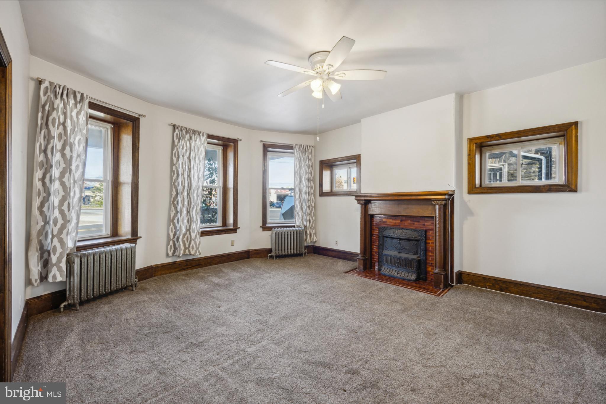 LUKENS ESTATE - Residential