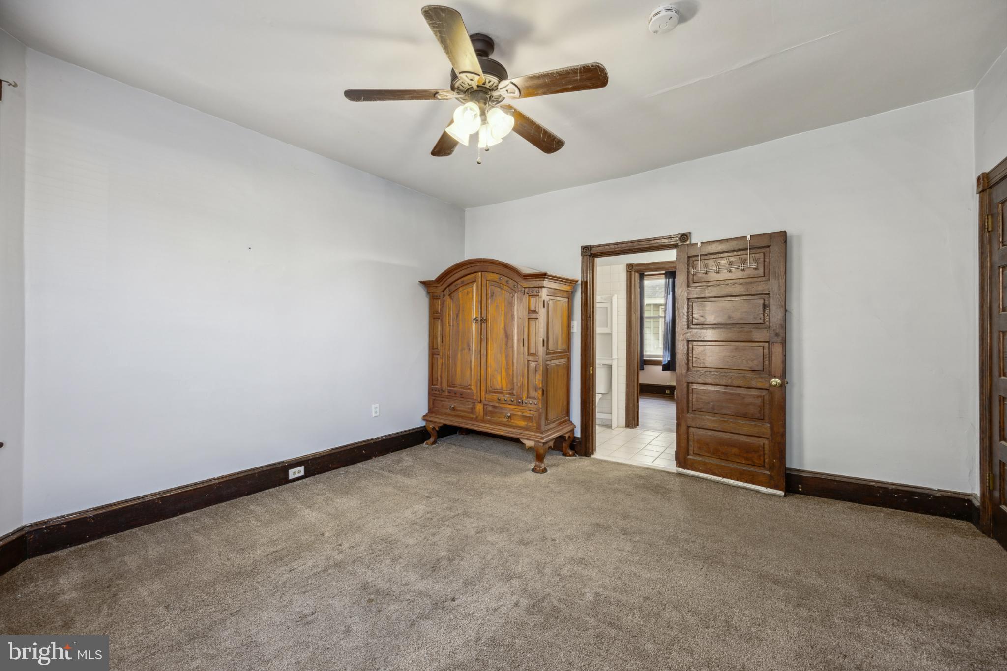 LUKENS ESTATE - Residential