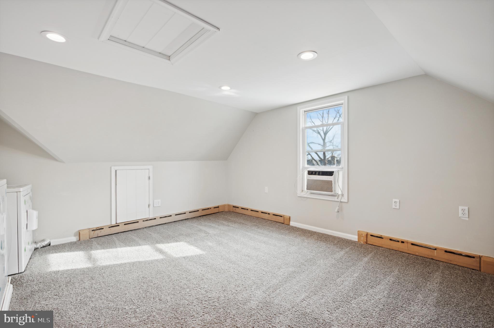 LUKENS ESTATE - Residential