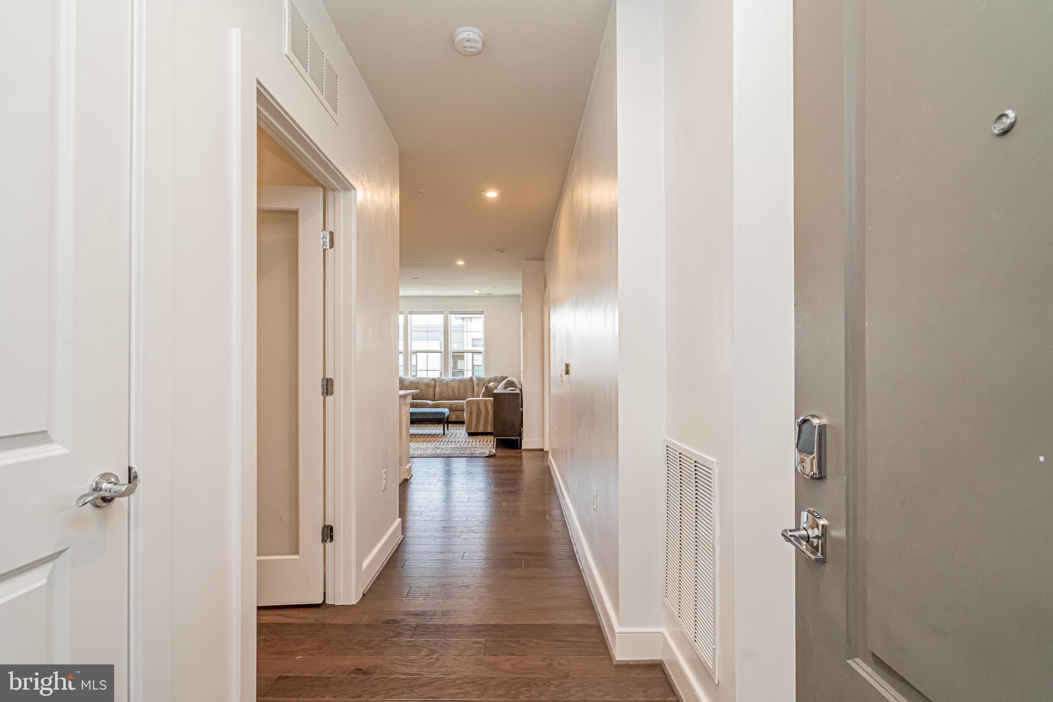 METROPARK AT ARROWBROOK - Residential