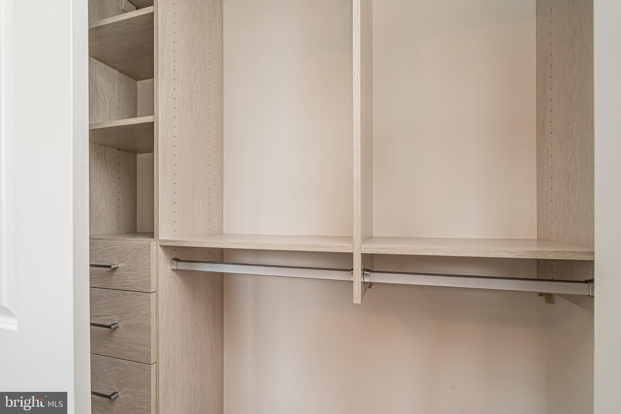 METROPARK AT ARROWBROOK - Residential