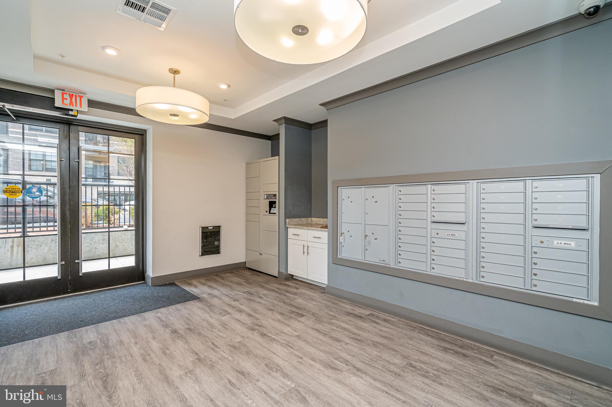 METROPARK AT ARROWBROOK - Residential