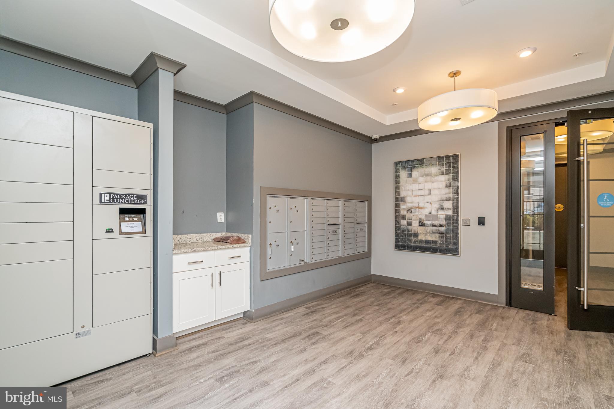 METROPARK AT ARROWBROOK - Residential