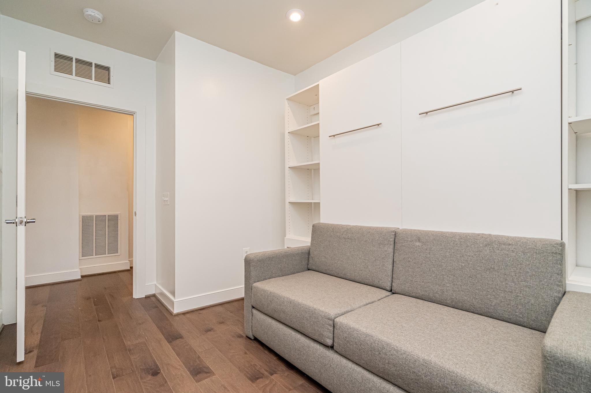 METROPARK AT ARROWBROOK - Residential