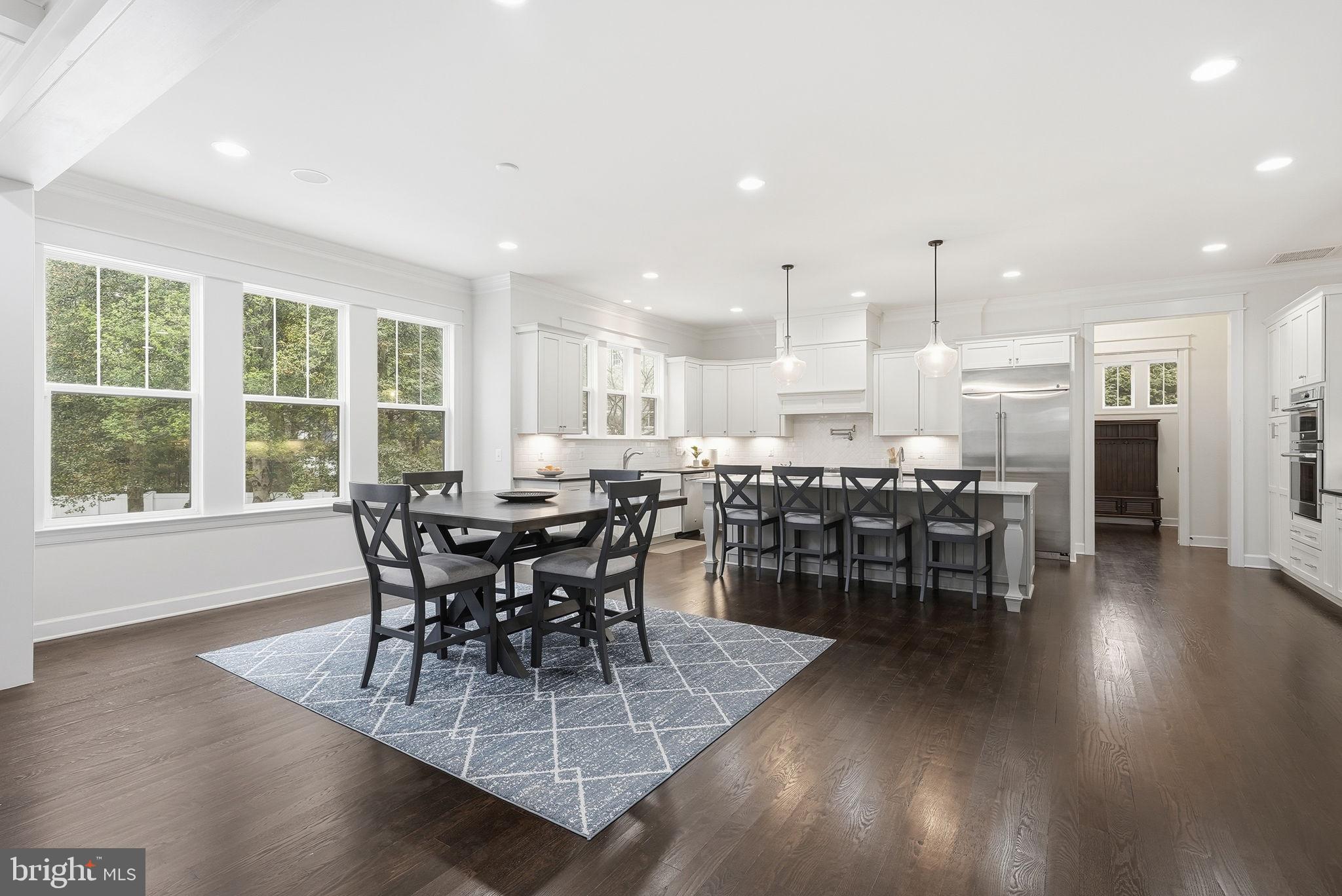 OAKCREST - Residential