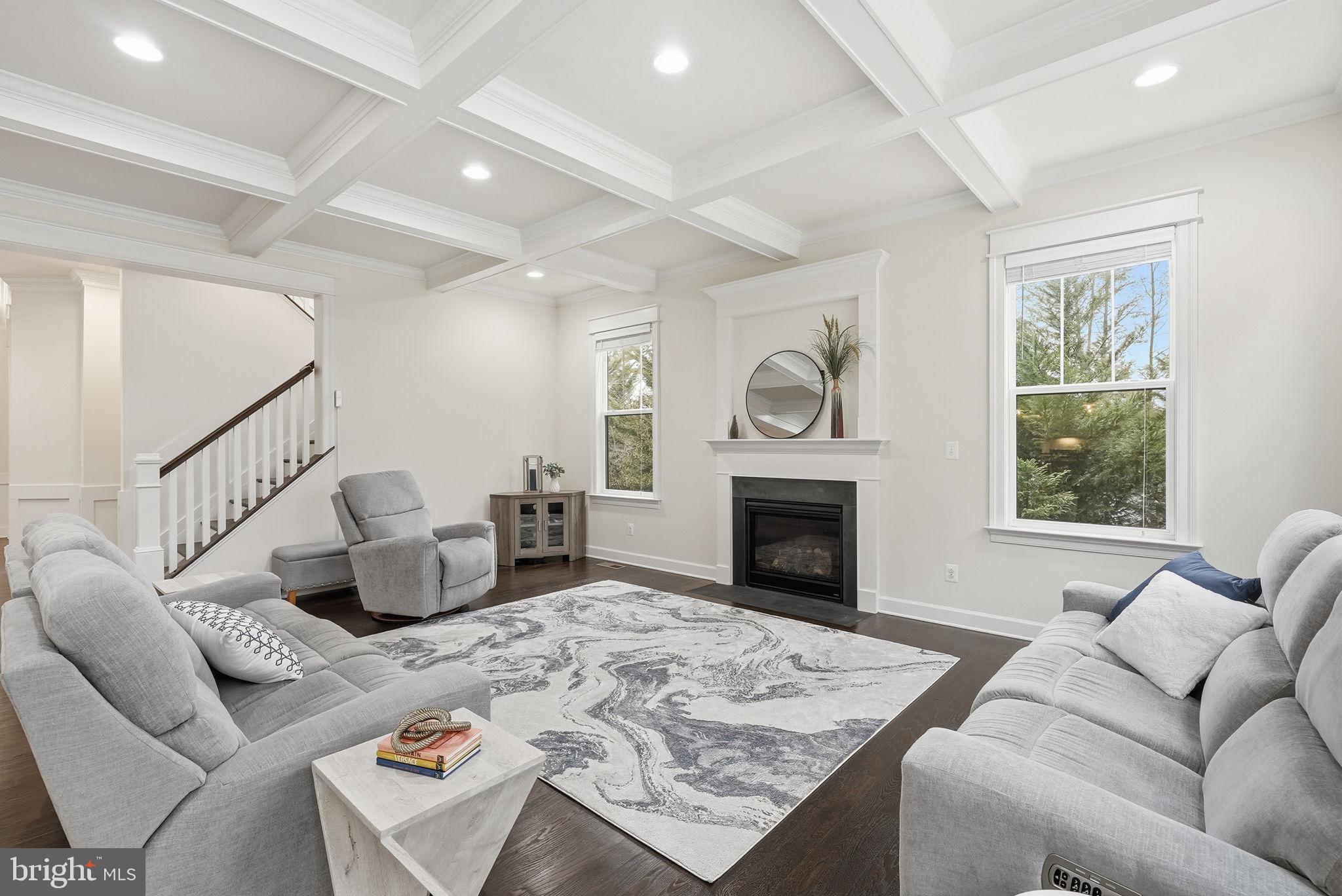 OAKCREST - Residential