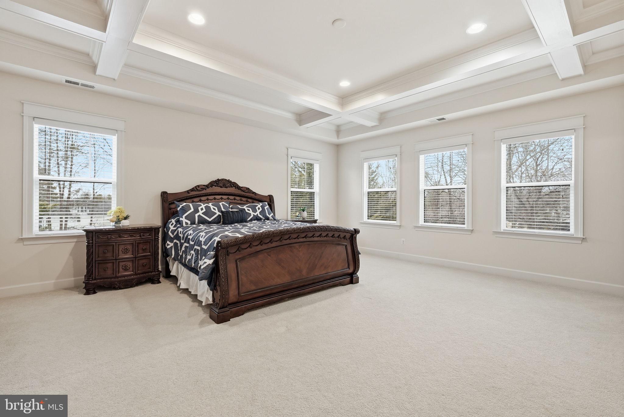 OAKCREST - Residential