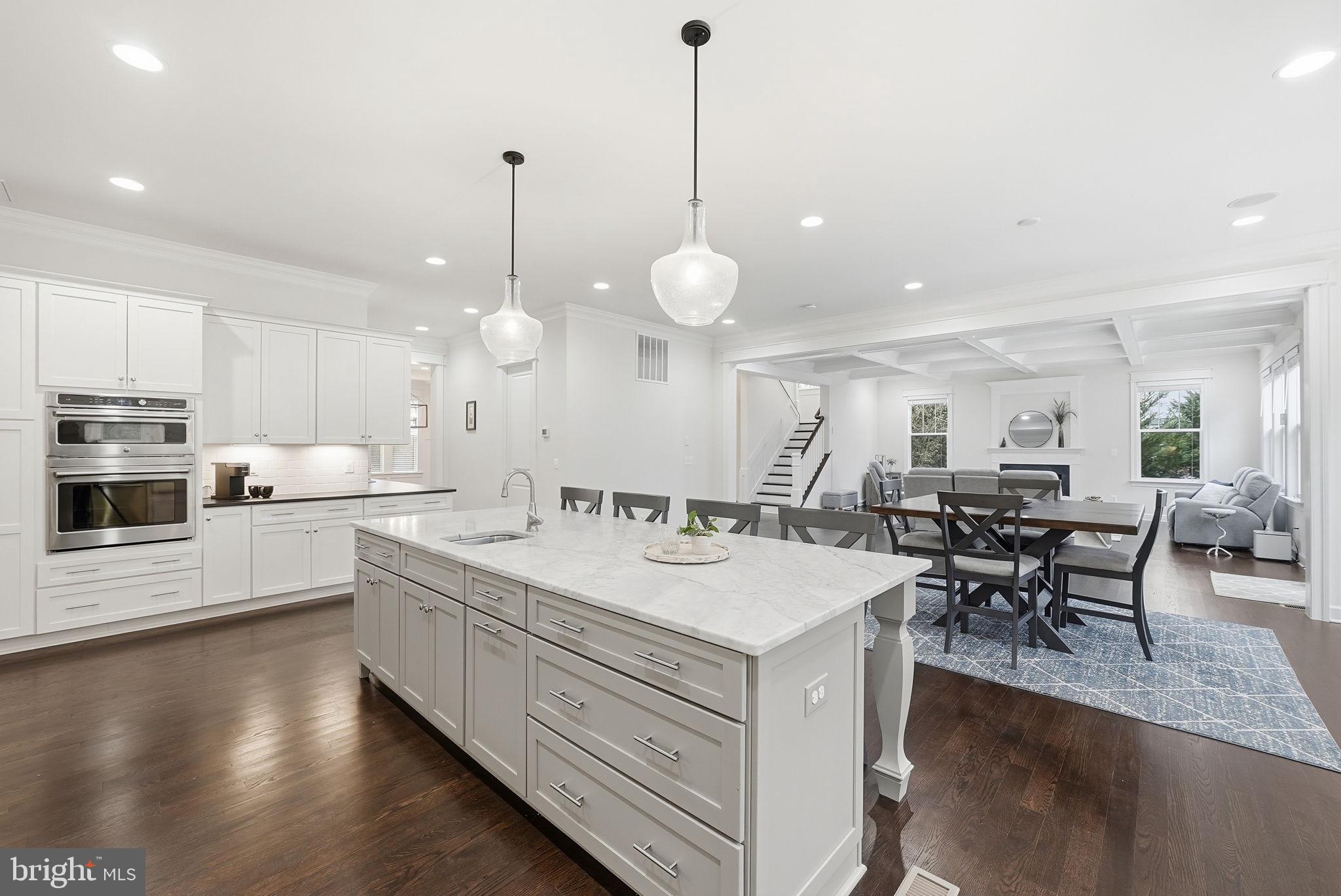 OAKCREST - Residential