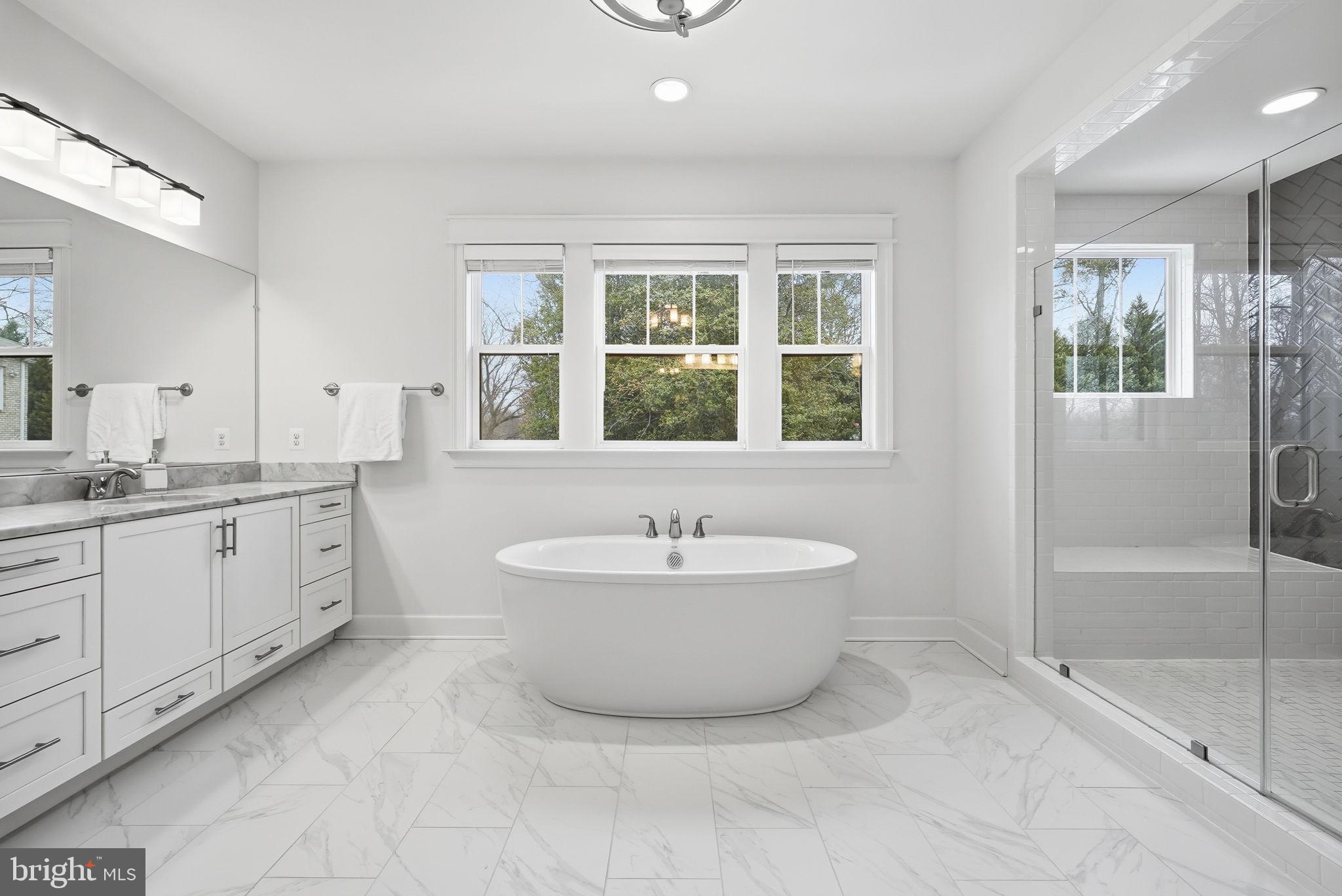 OAKCREST - Residential