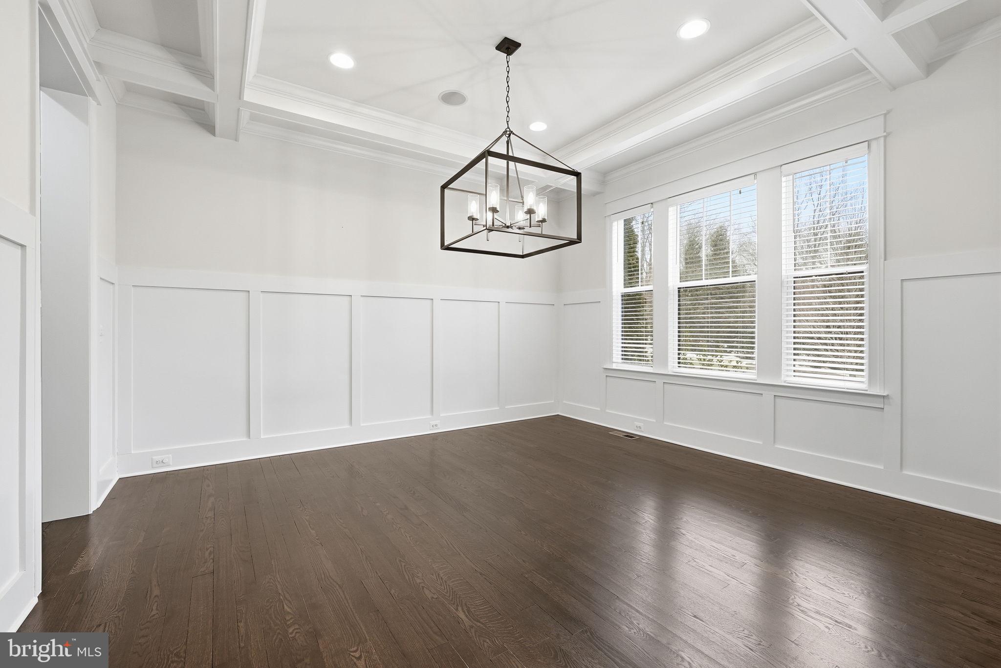 OAKCREST - Residential