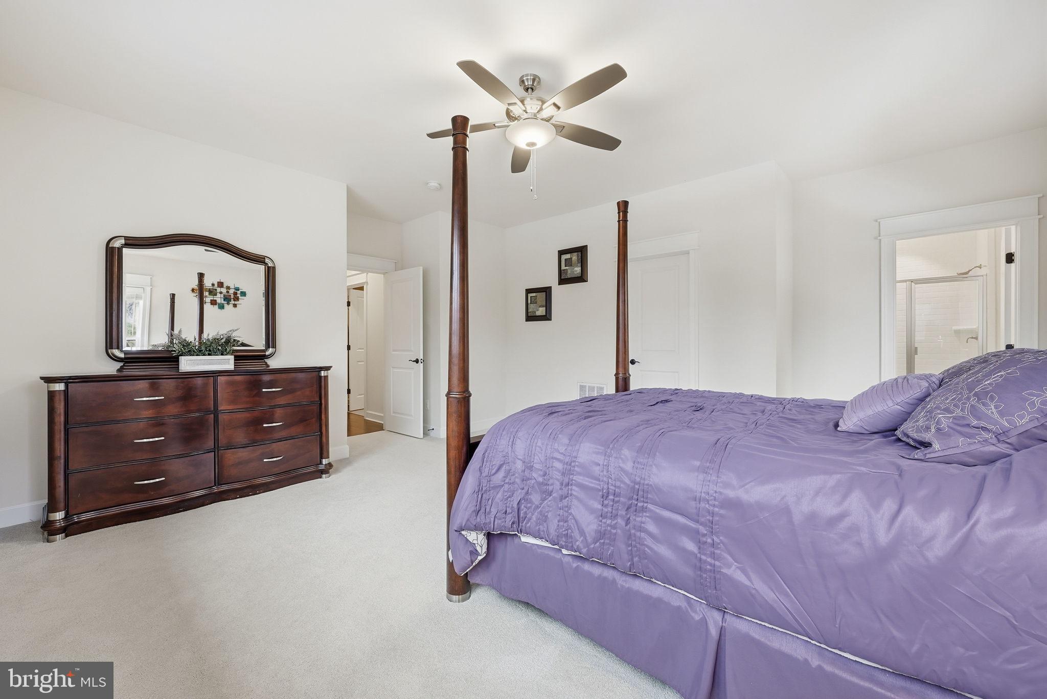 OAKCREST - Residential