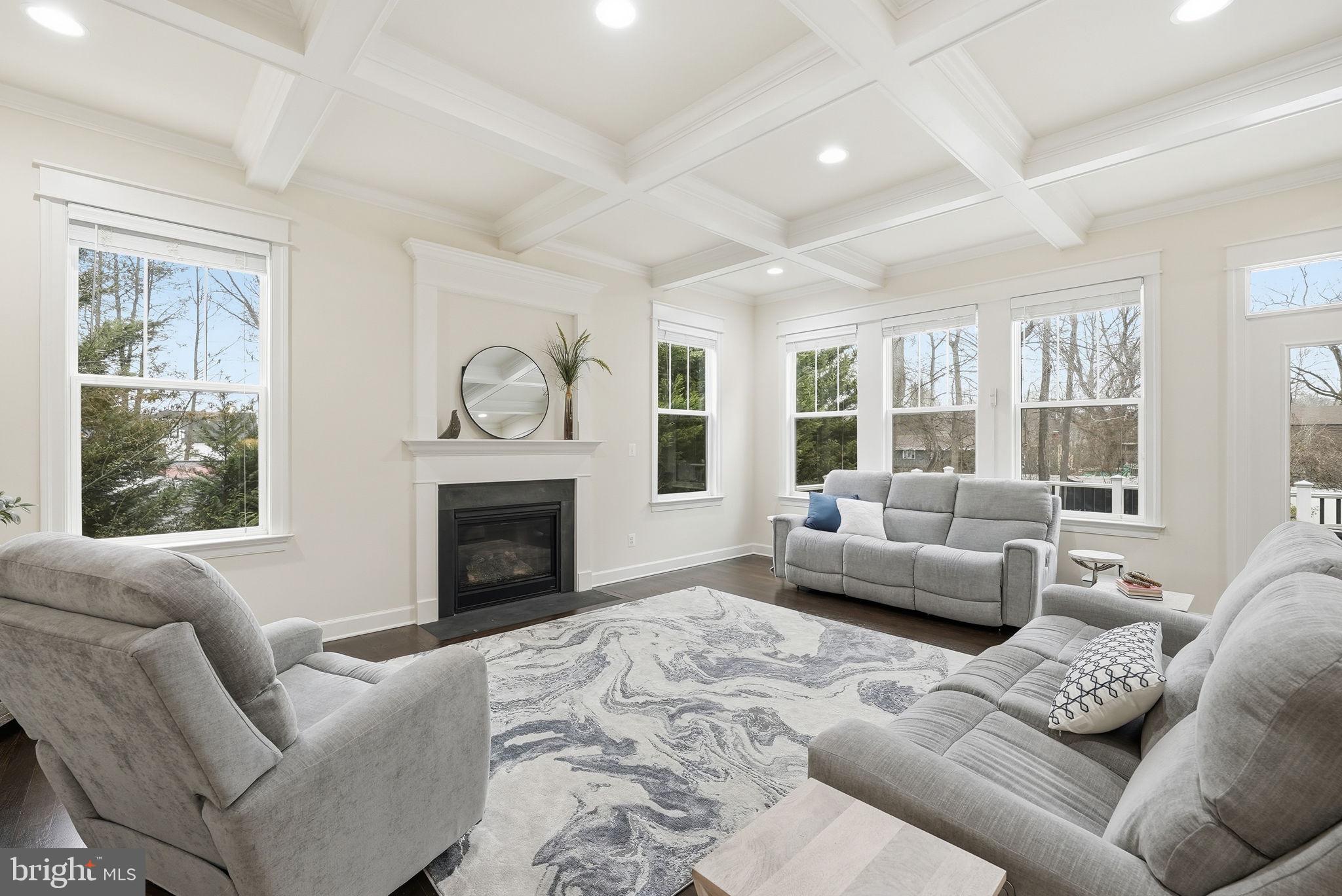 OAKCREST - Residential