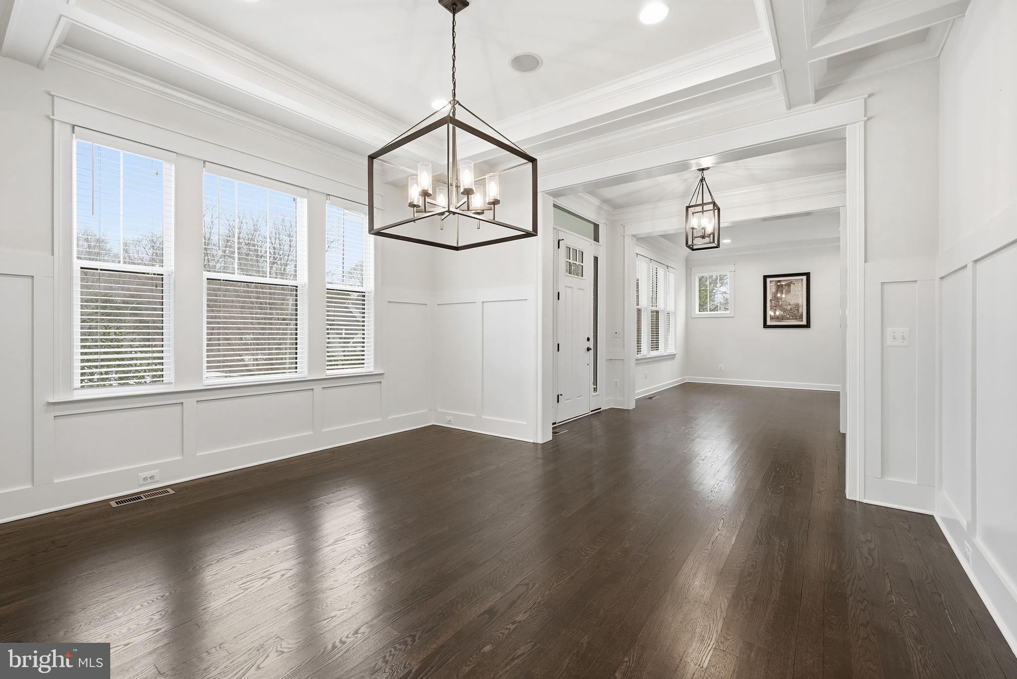 OAKCREST - Residential