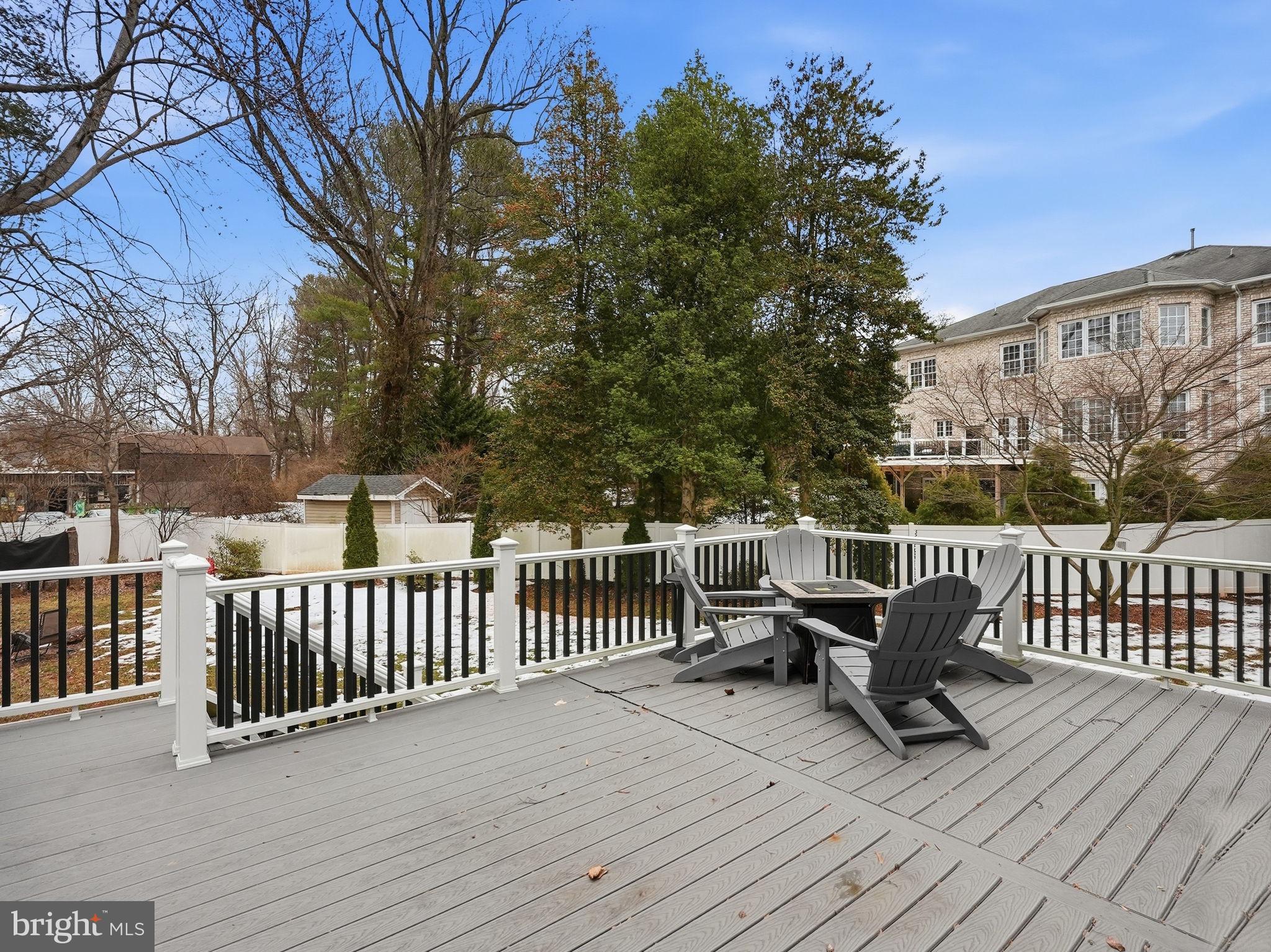 OAKCREST - Residential