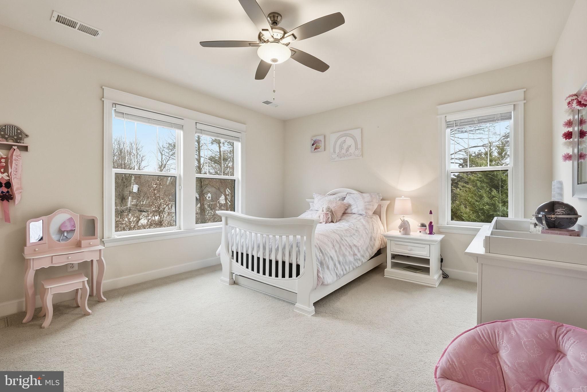 OAKCREST - Residential