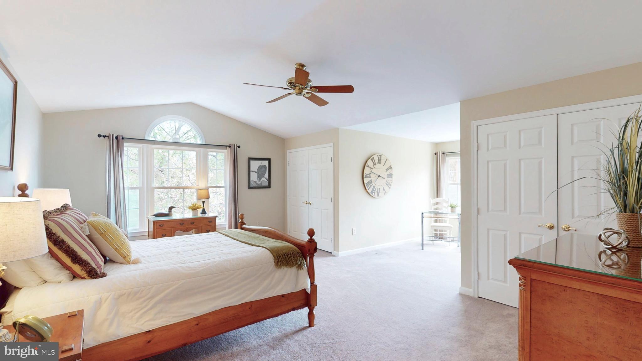 LOWES ISLAND - Residential