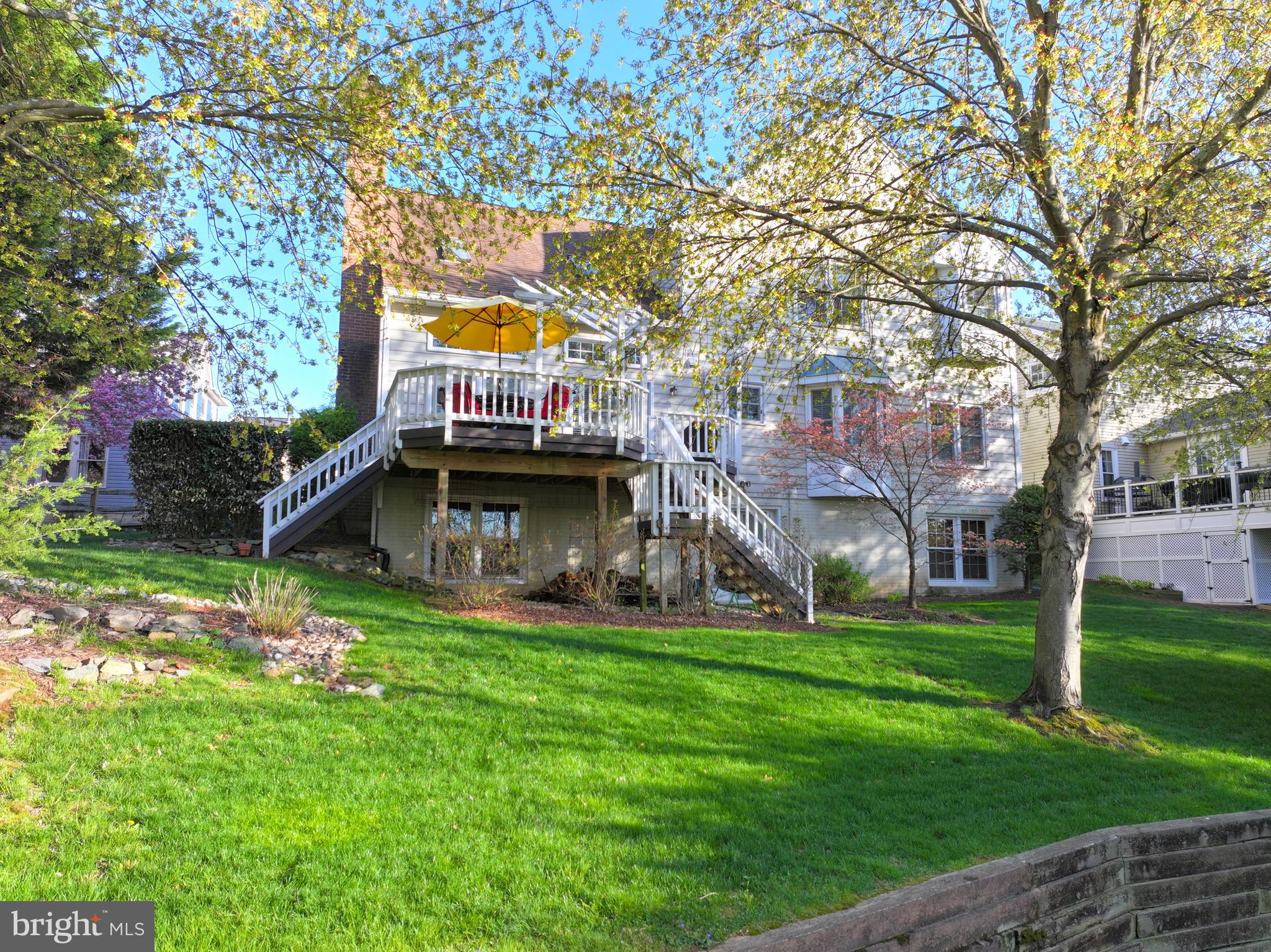 LOWES ISLAND - Residential