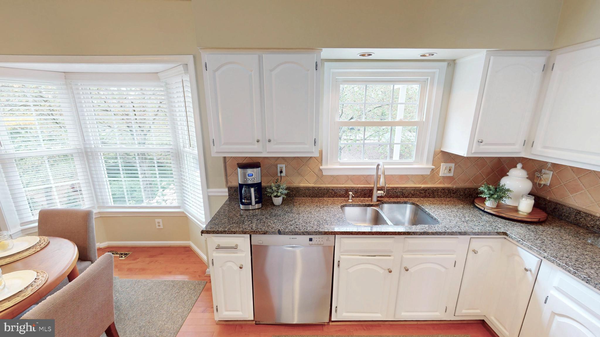 LOWES ISLAND - Residential