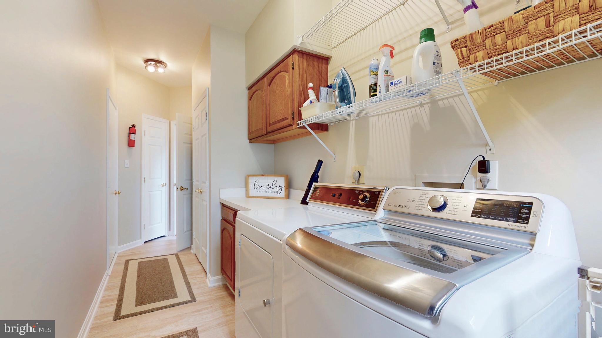 LOWES ISLAND - Residential