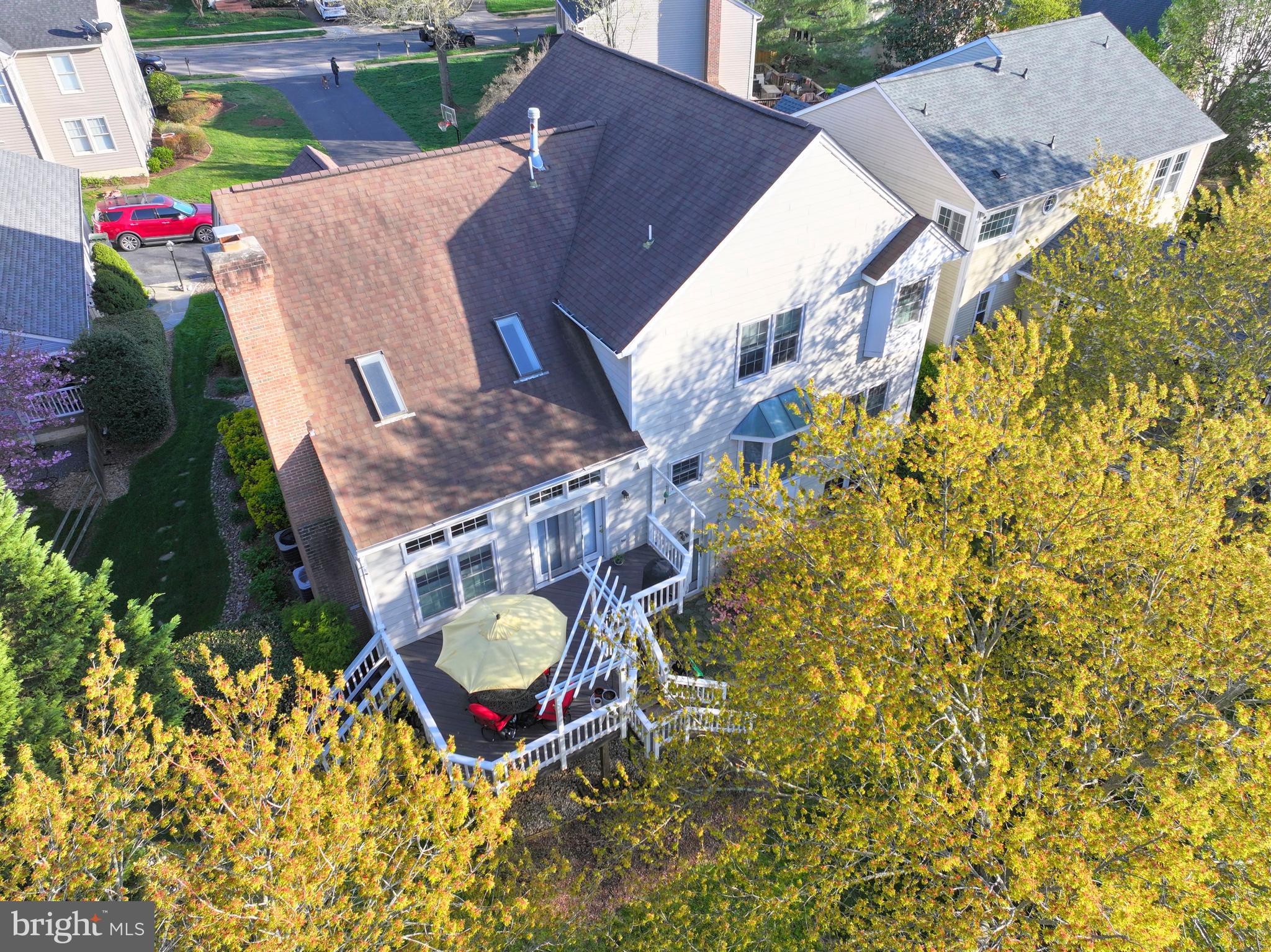 LOWES ISLAND - Residential