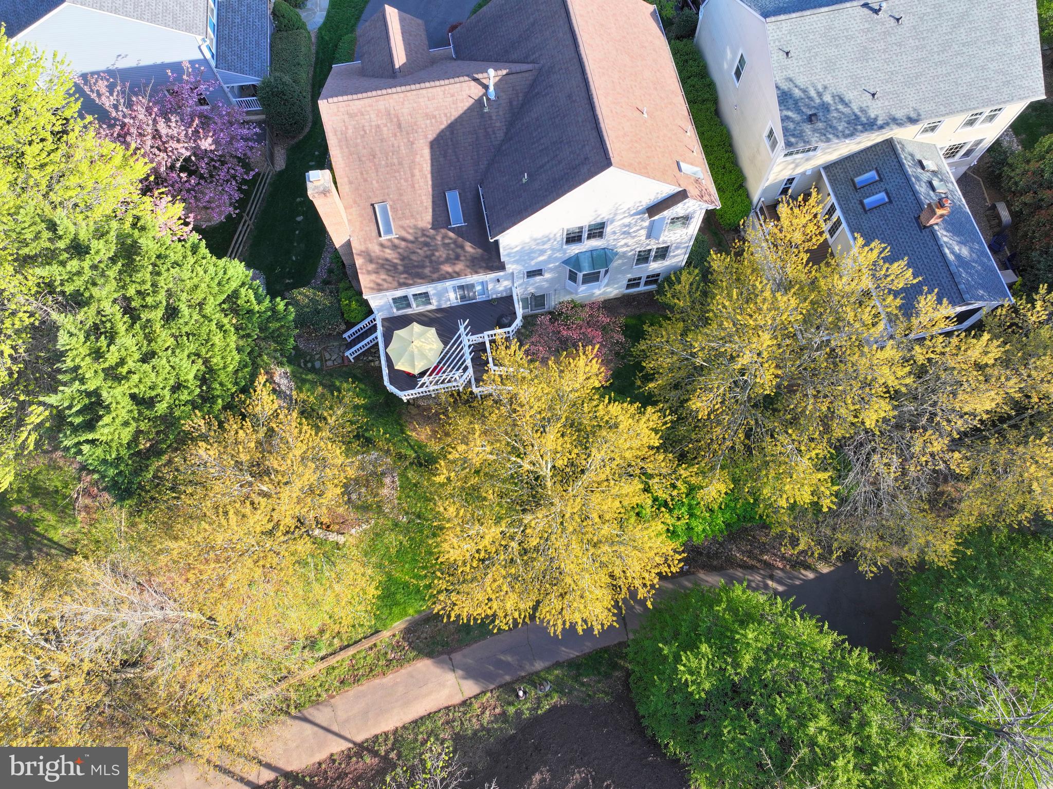 LOWES ISLAND - Residential