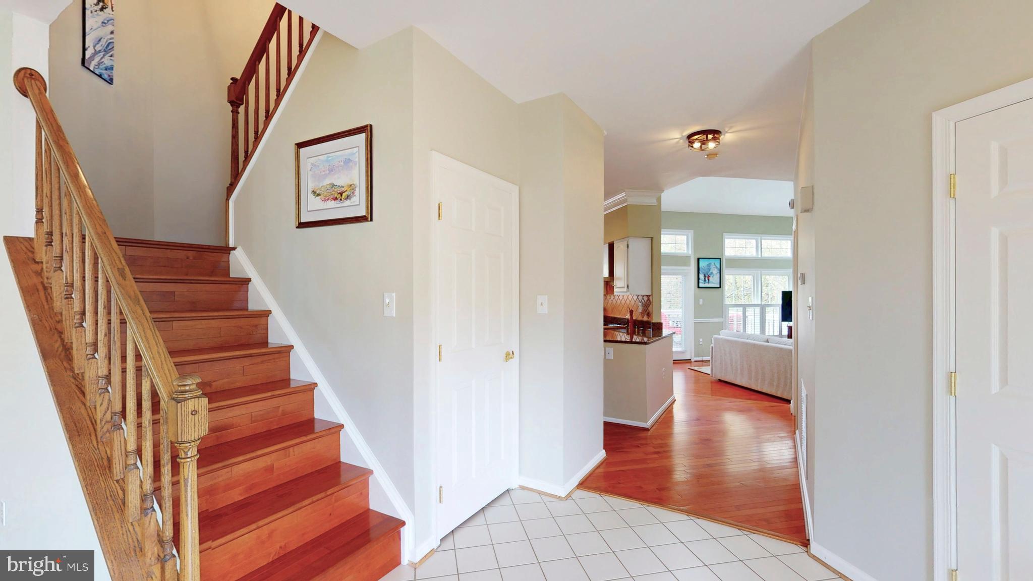 LOWES ISLAND - Residential