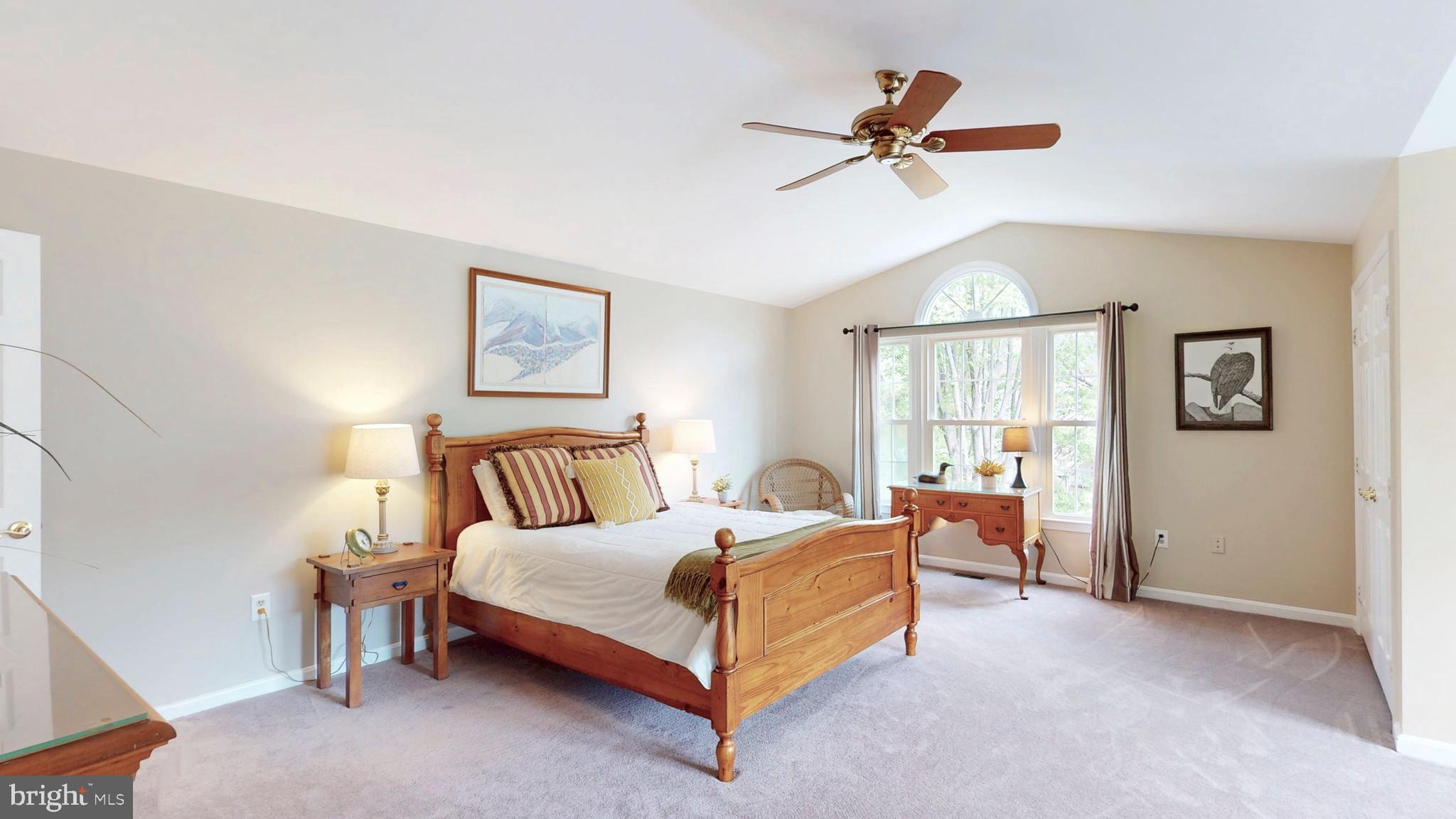 LOWES ISLAND - Residential