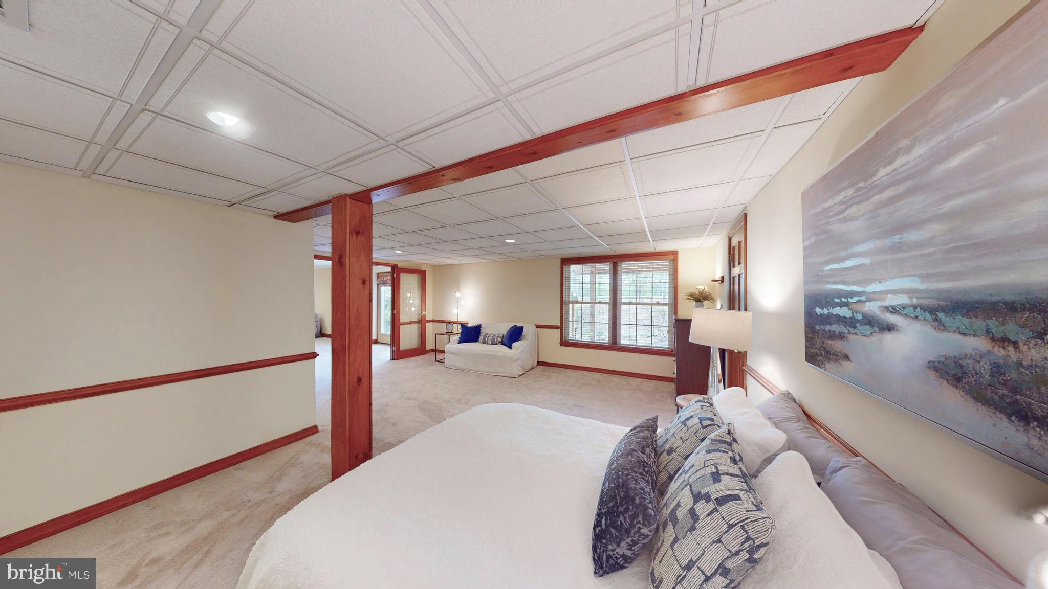 LOWES ISLAND - Residential