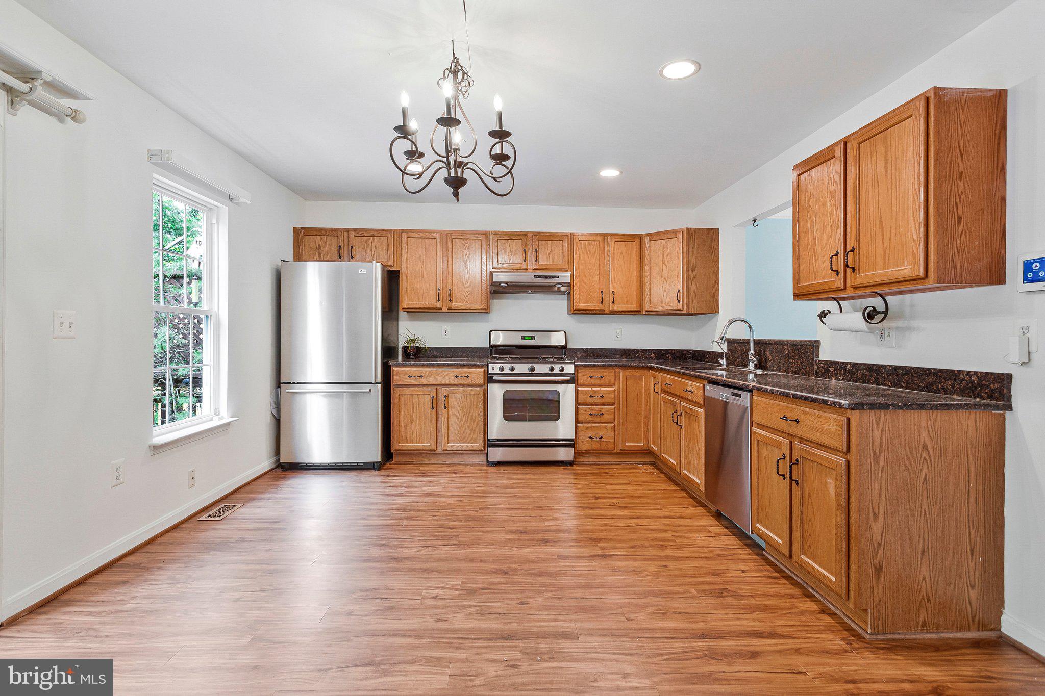 616 BELLERIVE COURT 85