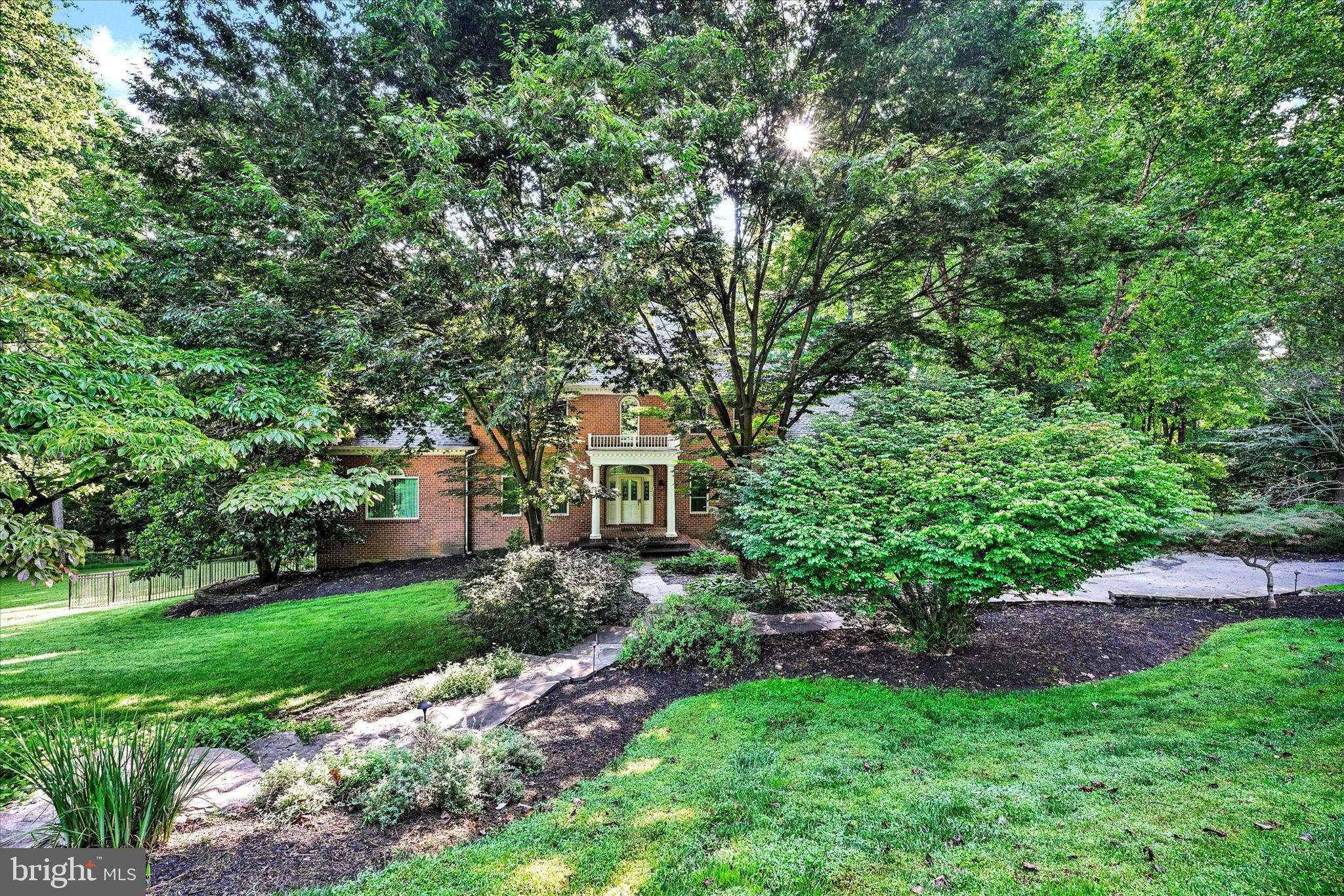 PADONIA WOODS - Residential