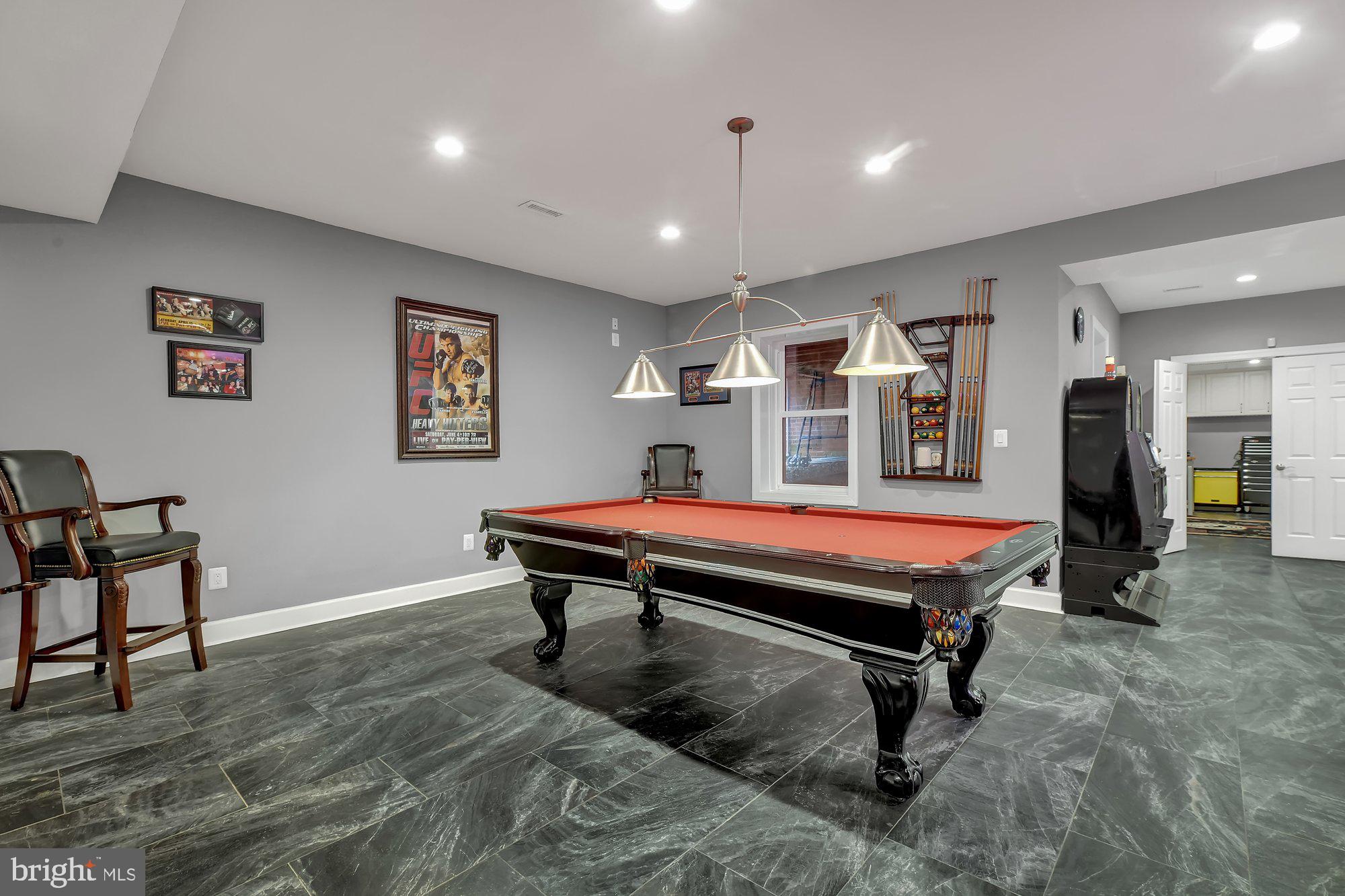 PADONIA WOODS - Residential