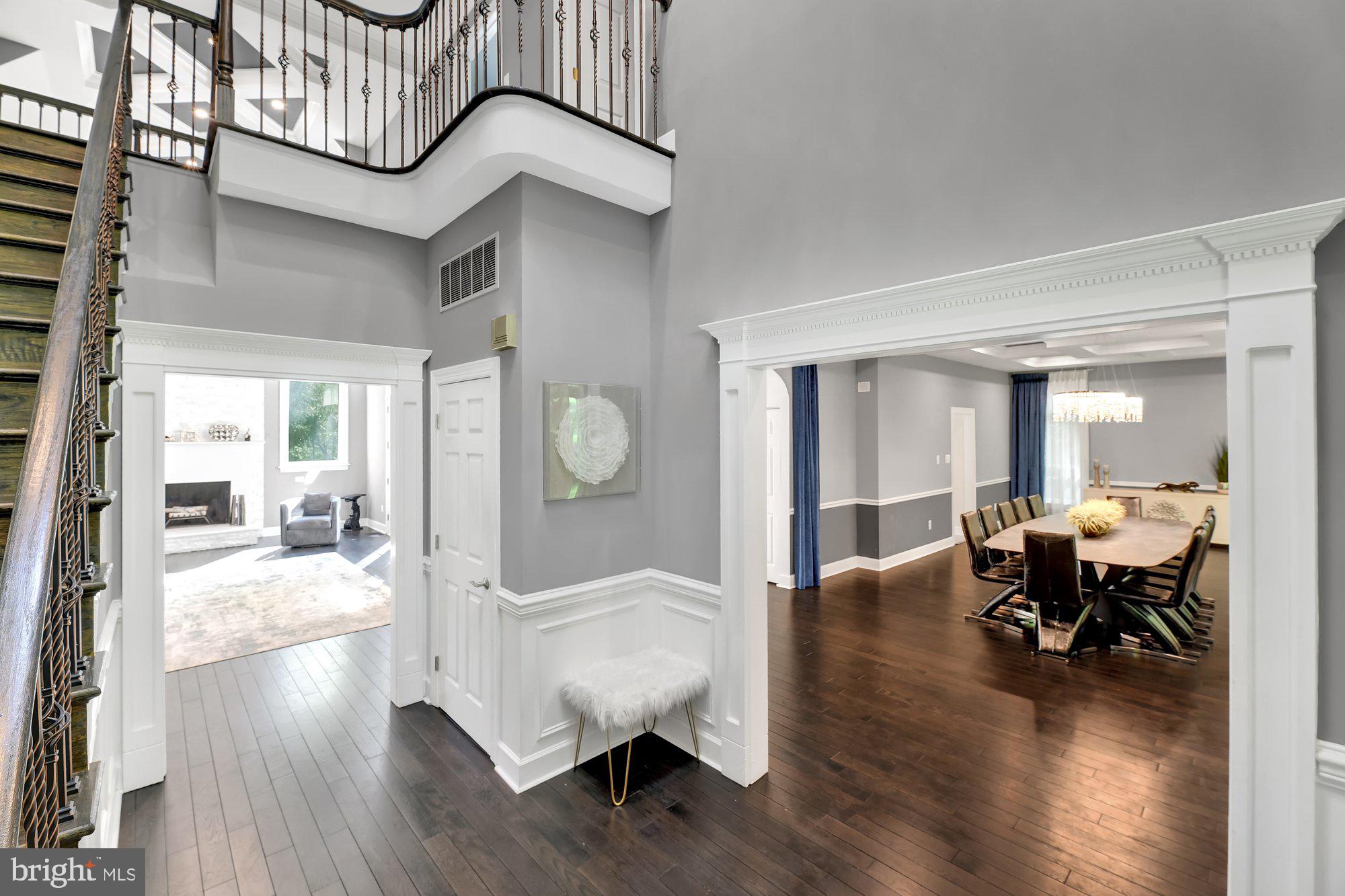 PADONIA WOODS - Residential